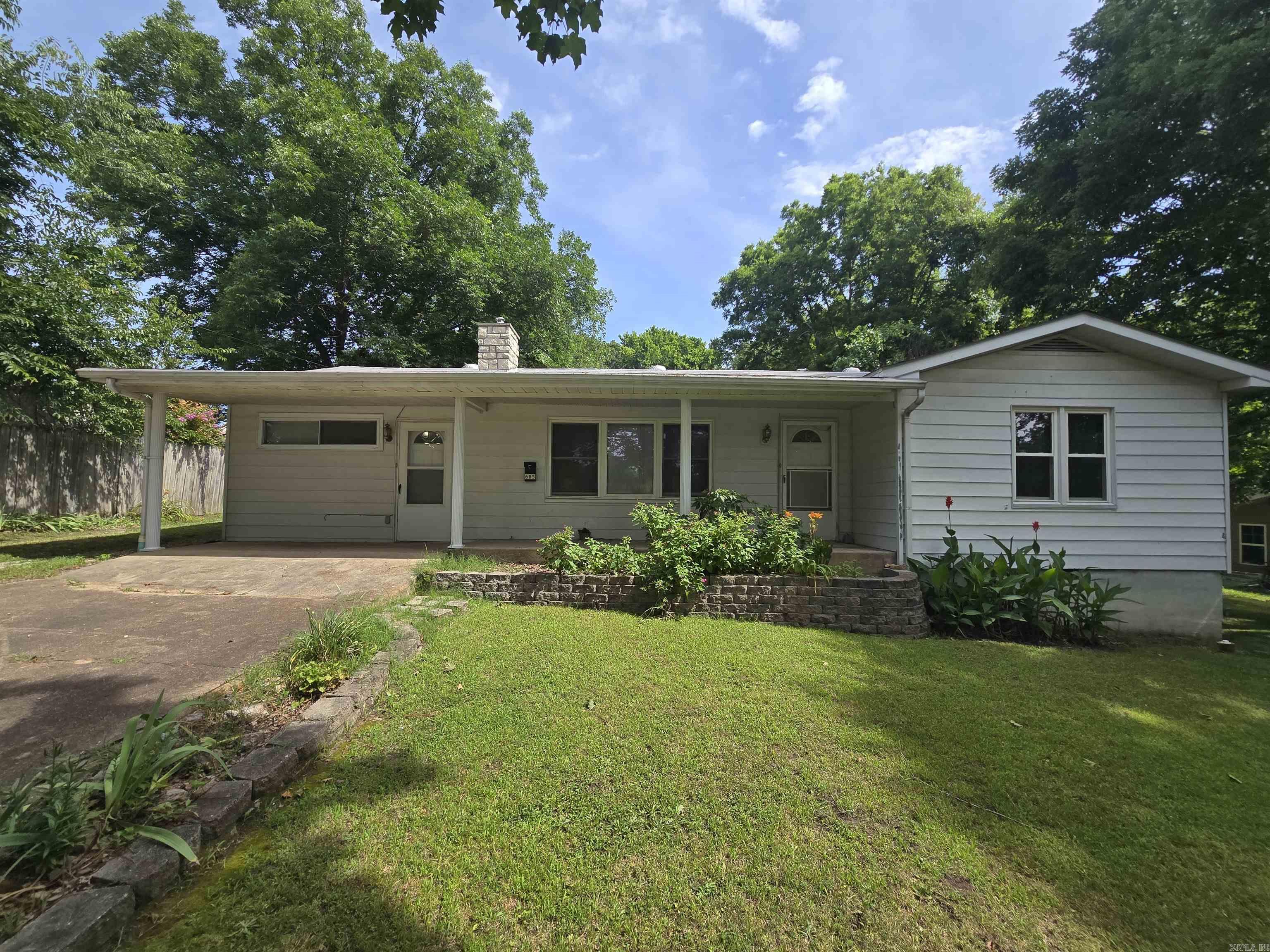 605 E 4th Street  Mountain Home, AR
