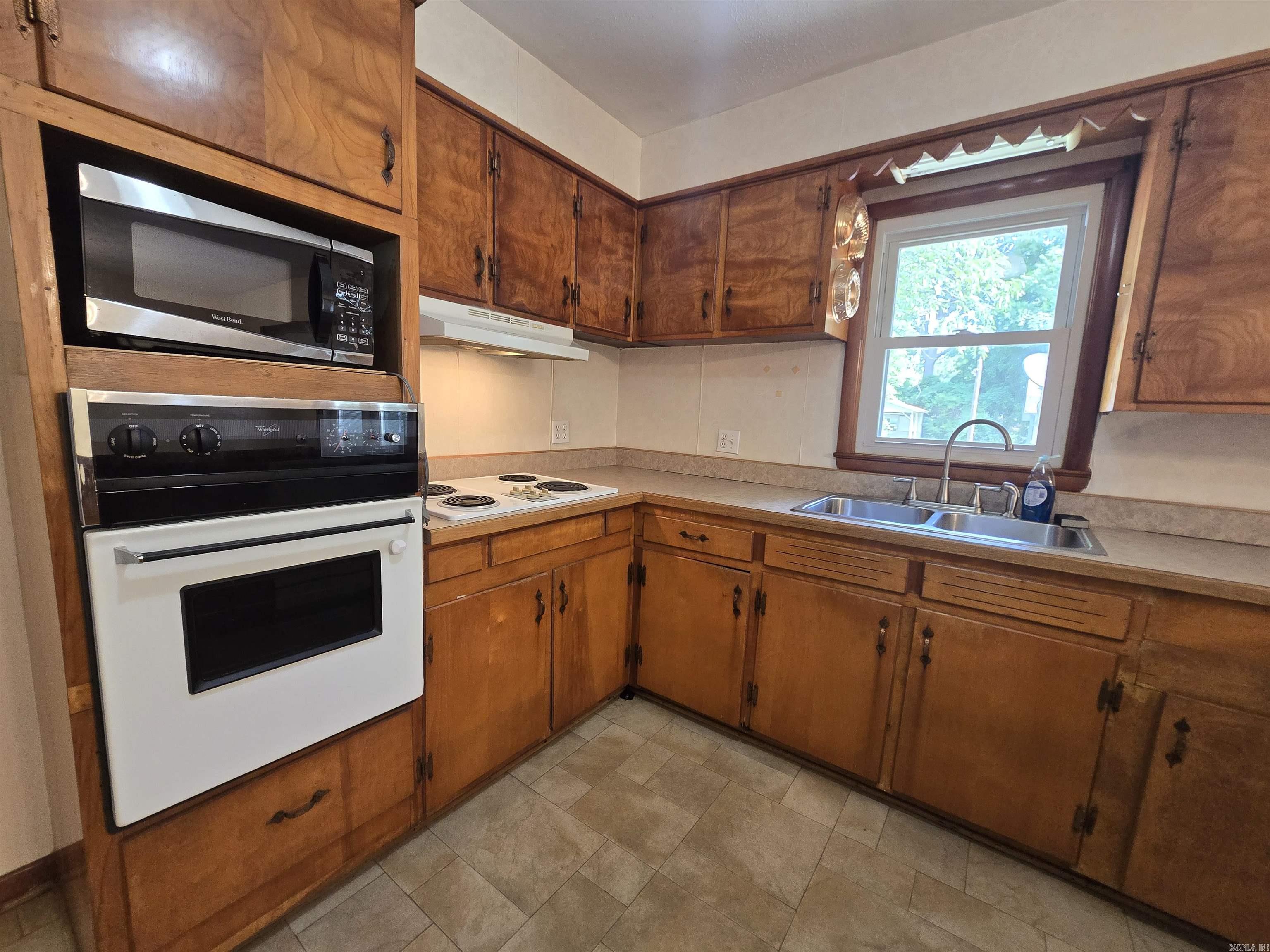 605 E 4th Street  Mountain Home, AR