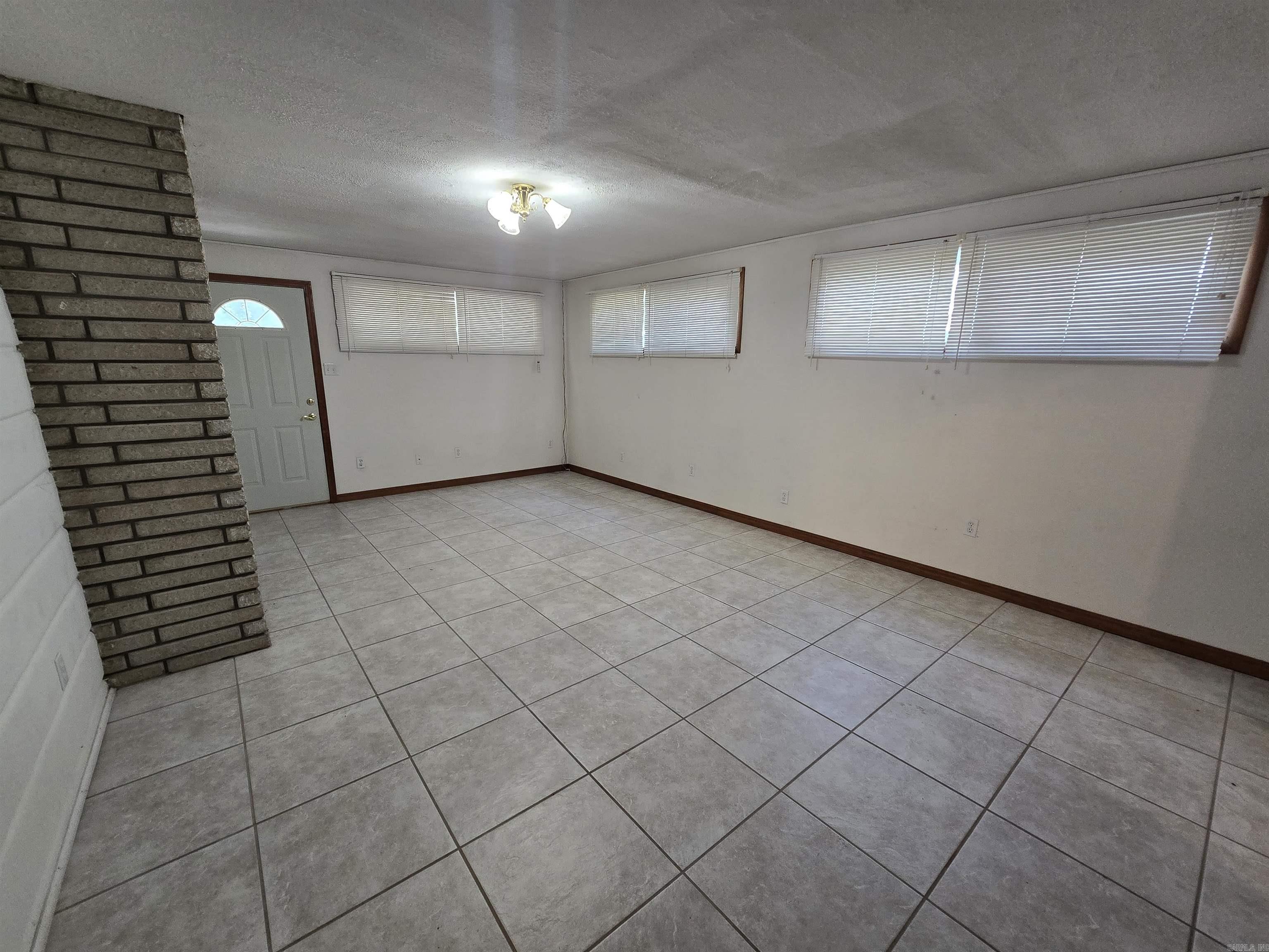 605 E 4th Street  Mountain Home, AR