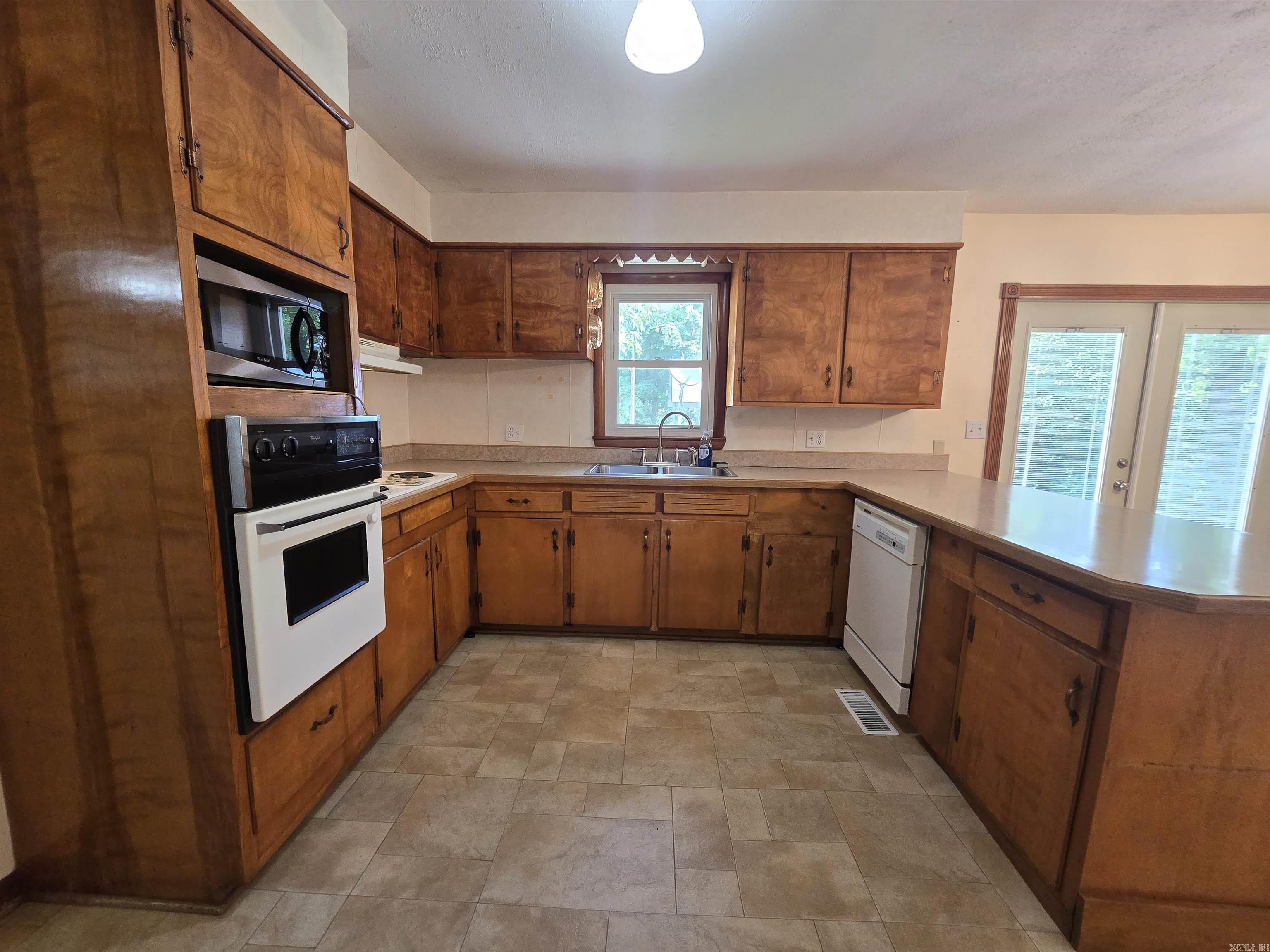 605 E 4th Street  Mountain Home, AR