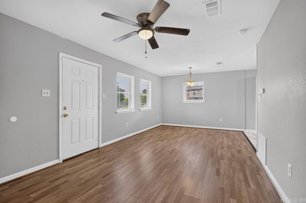 1004 E 11th  North Little Rock, AR