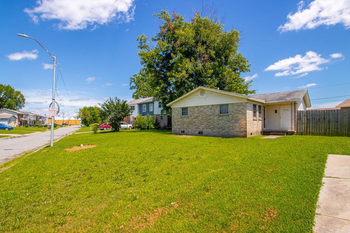 1004 E 11th  North Little Rock, AR
