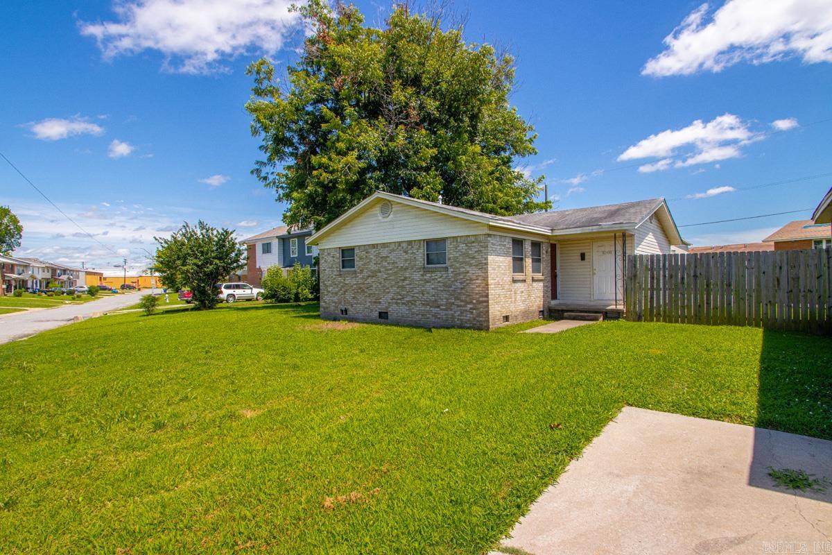 1004 E 11th  North Little Rock, AR