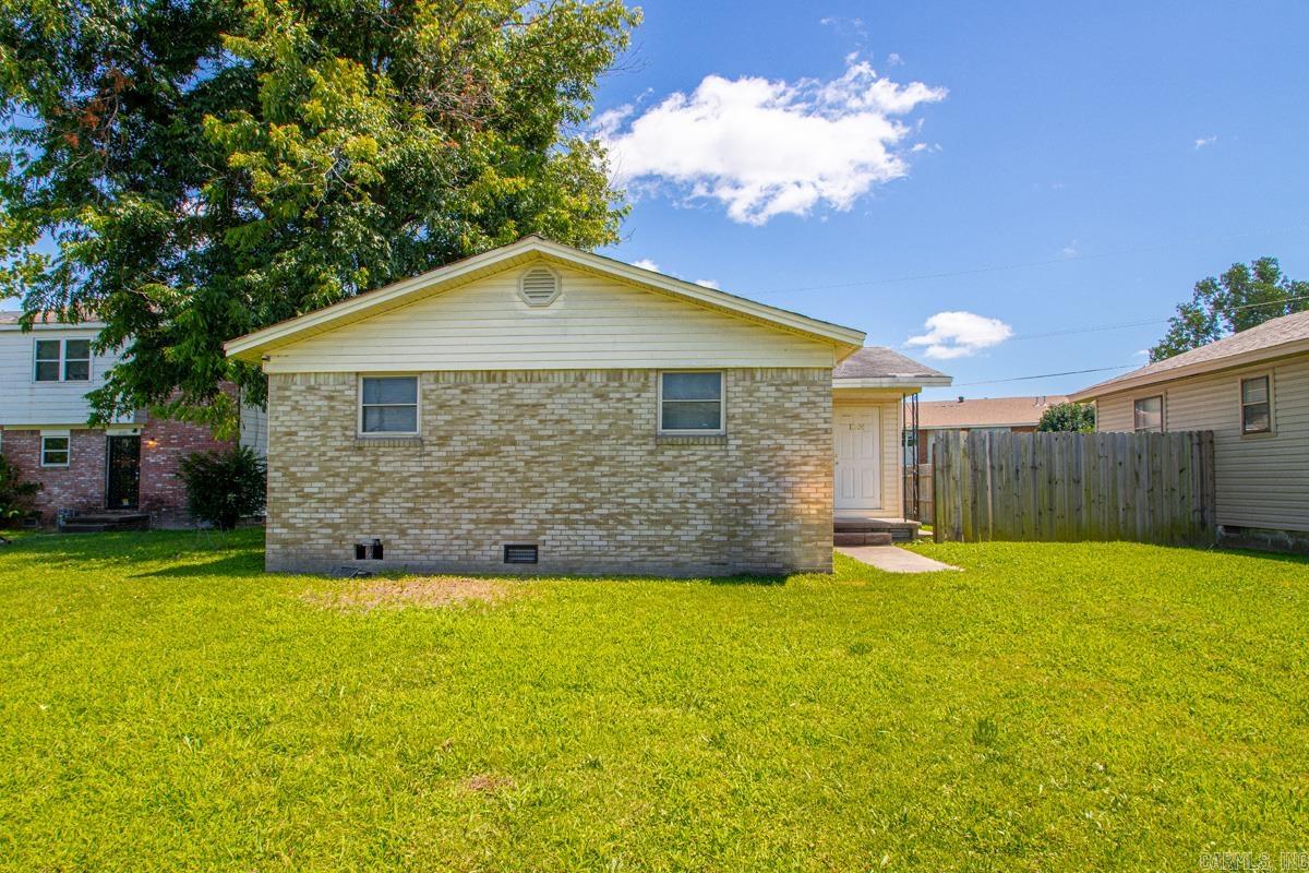 1004 E 11th  North Little Rock, AR