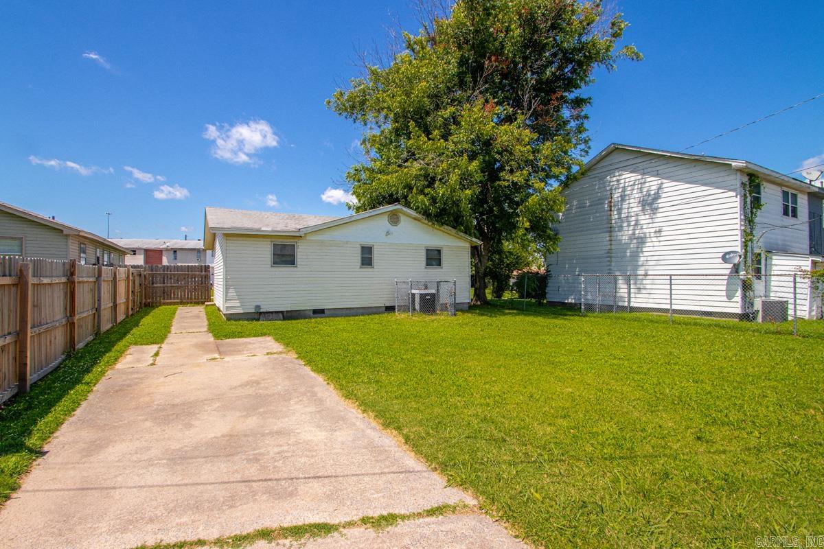 1004 E 11th  North Little Rock, AR