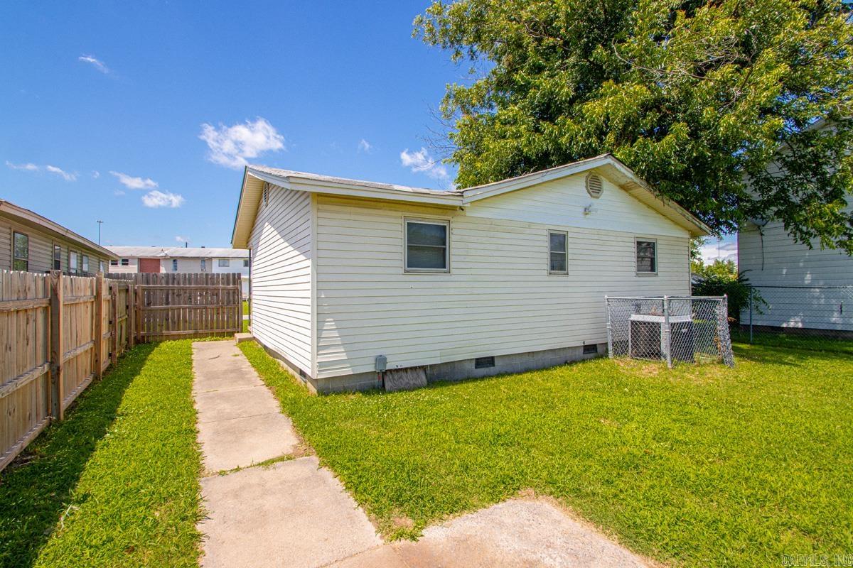 1004 E 11th  North Little Rock, AR