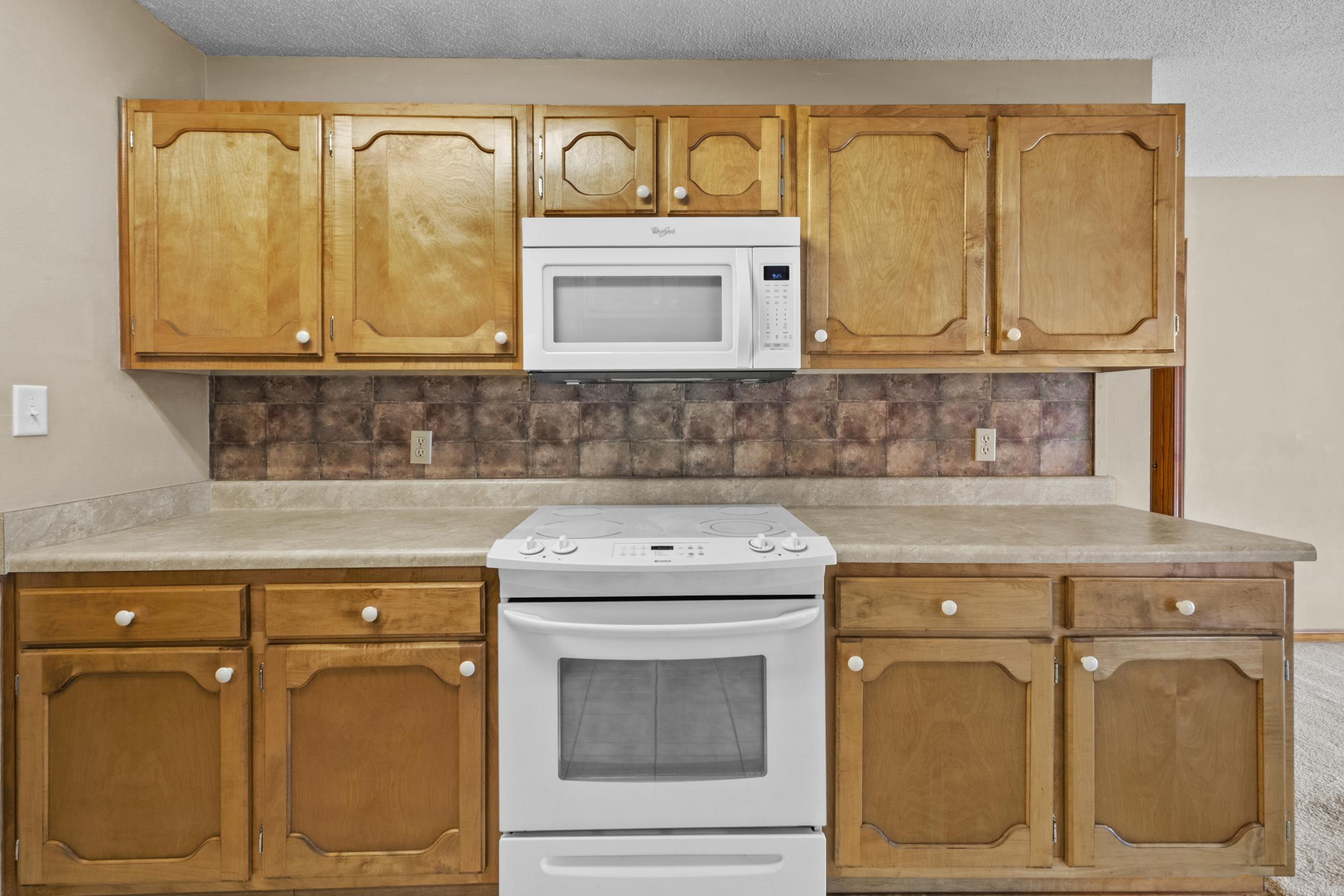2910 E Moore  Searcy, AR