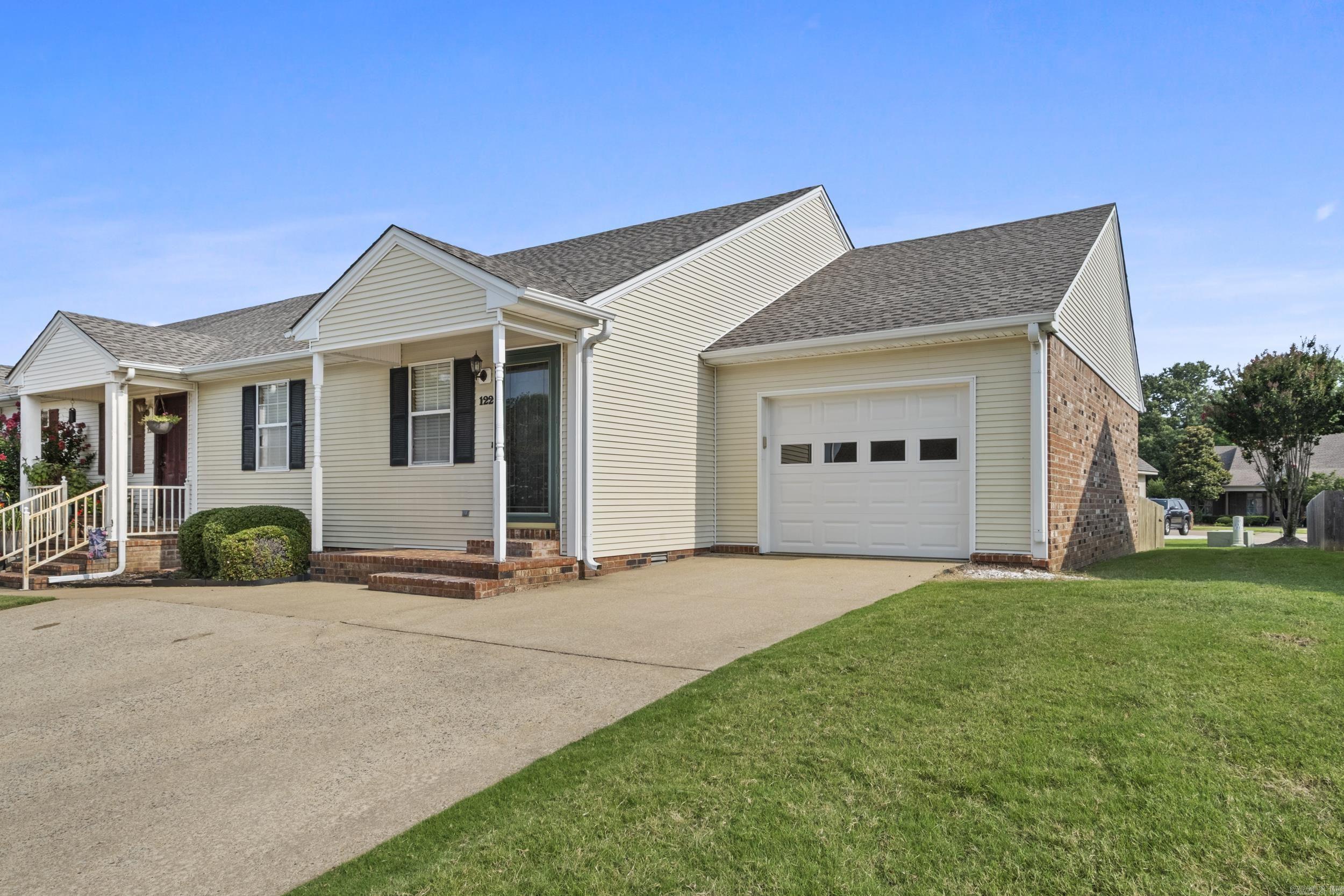 2910 E Moore  Searcy, AR