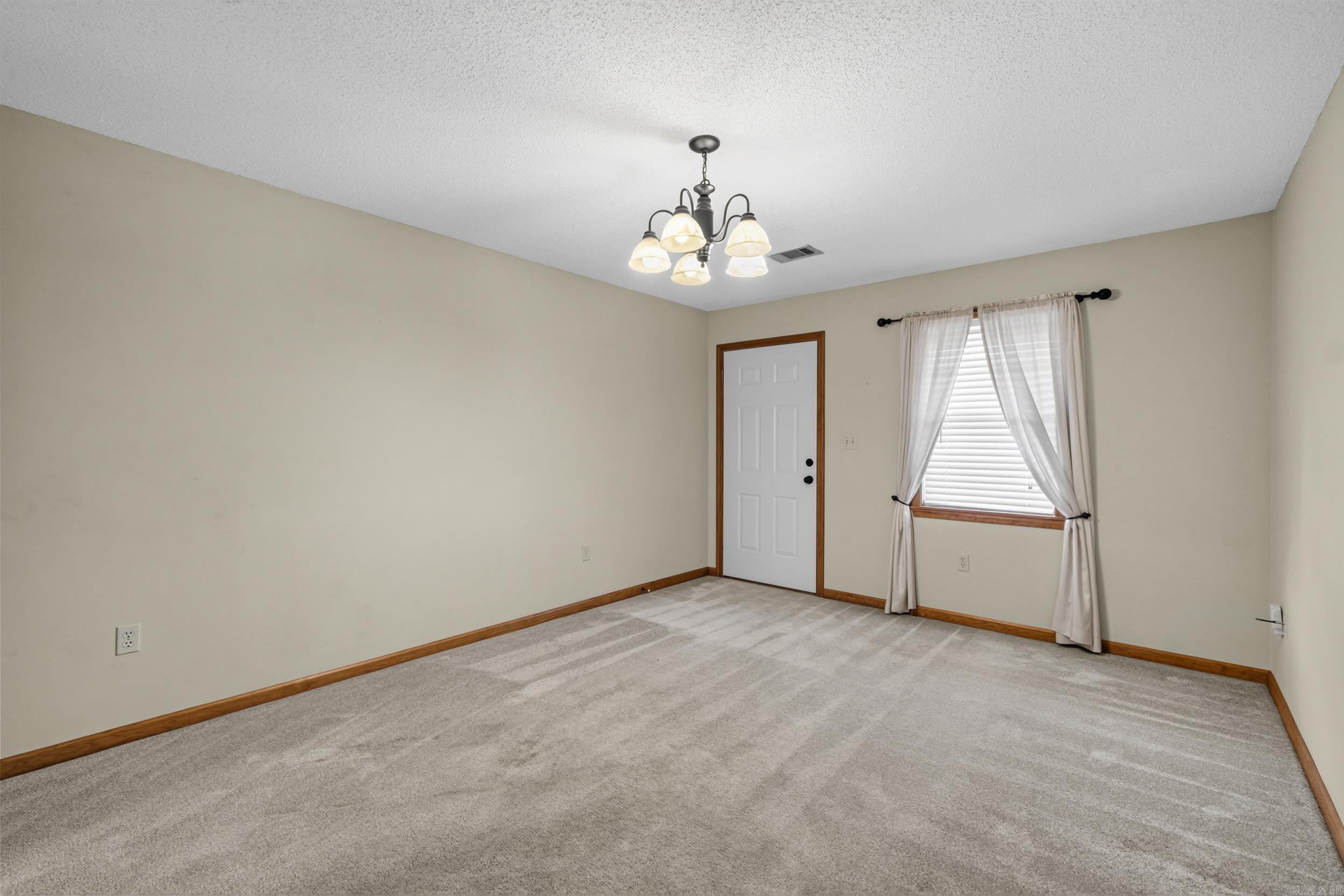 2910 E Moore  Searcy, AR