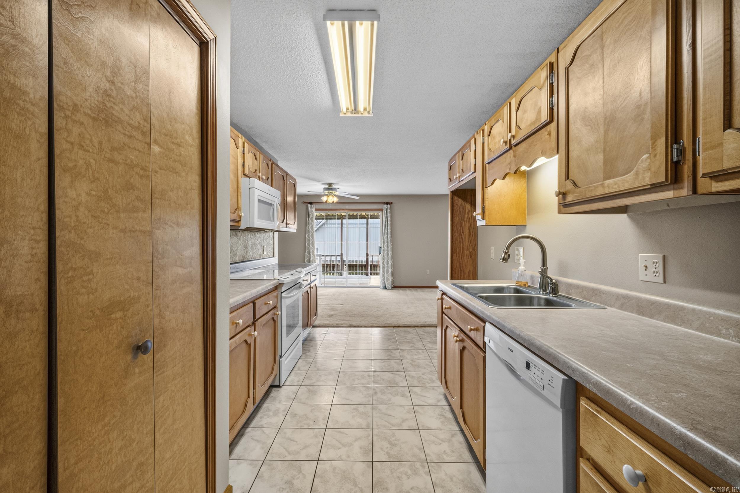 2910 E Moore  Searcy, AR