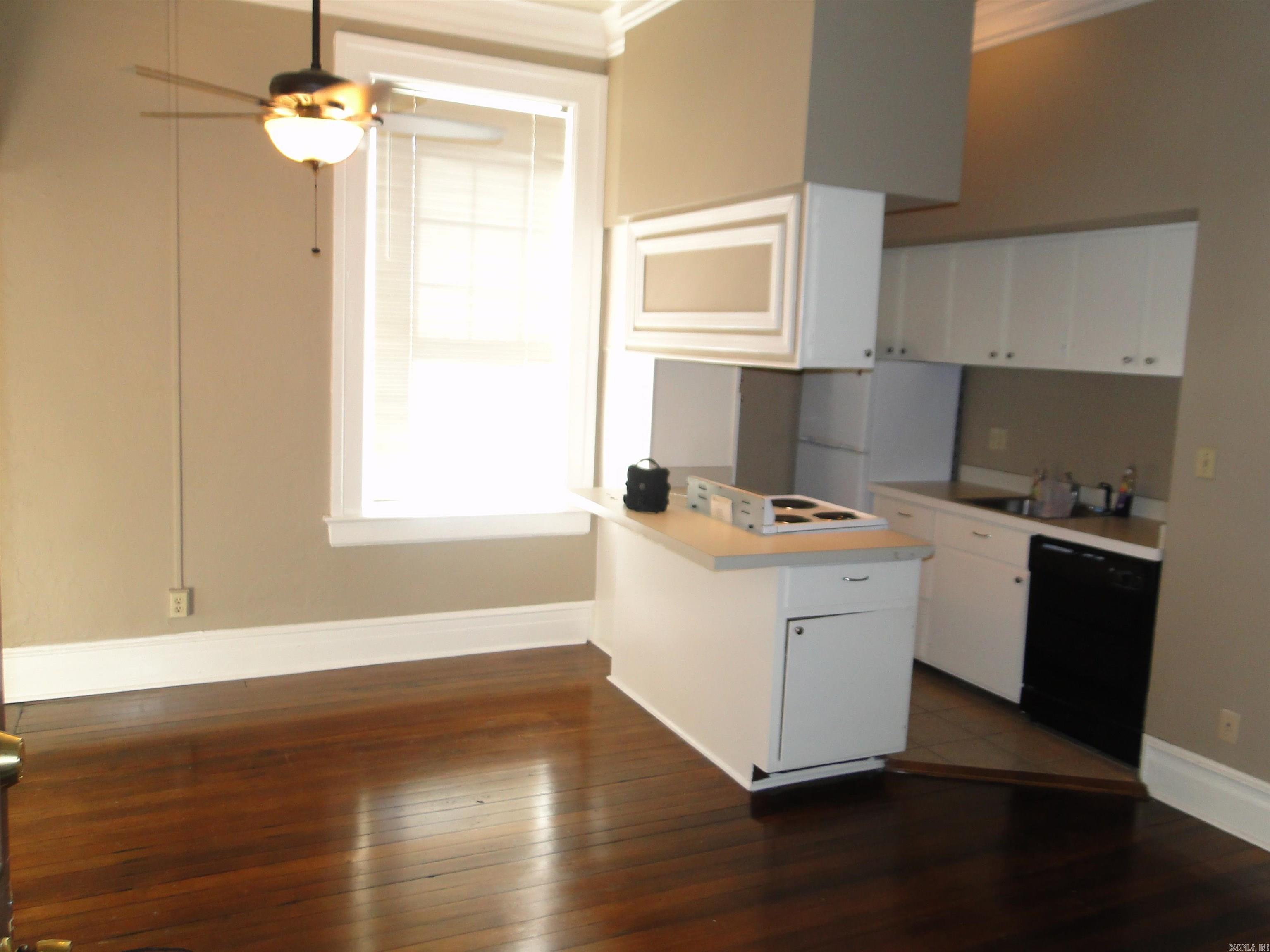 101 S Victory #208  Little Rock, AR