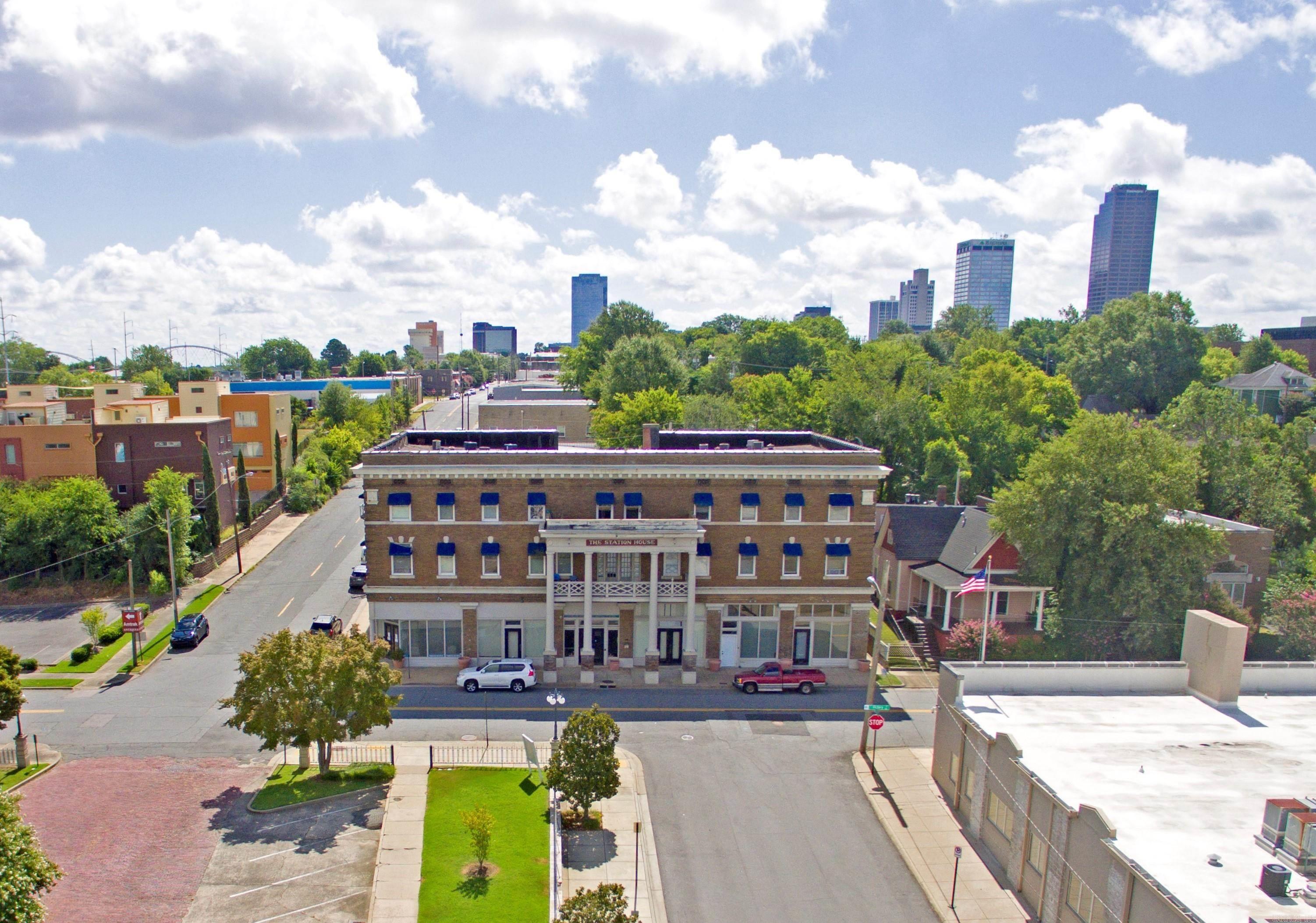 101 S. Victory Ave.  #309  Little Rock, AR