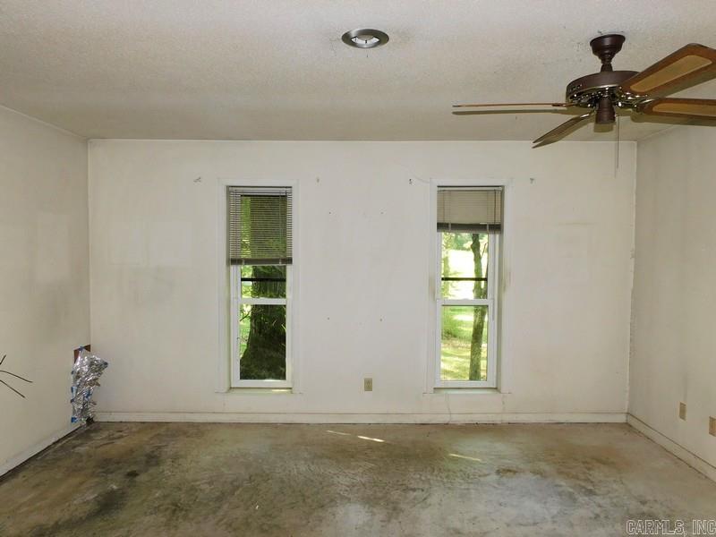 3341 COUNTRY CLUB  Arkadelphia, AR