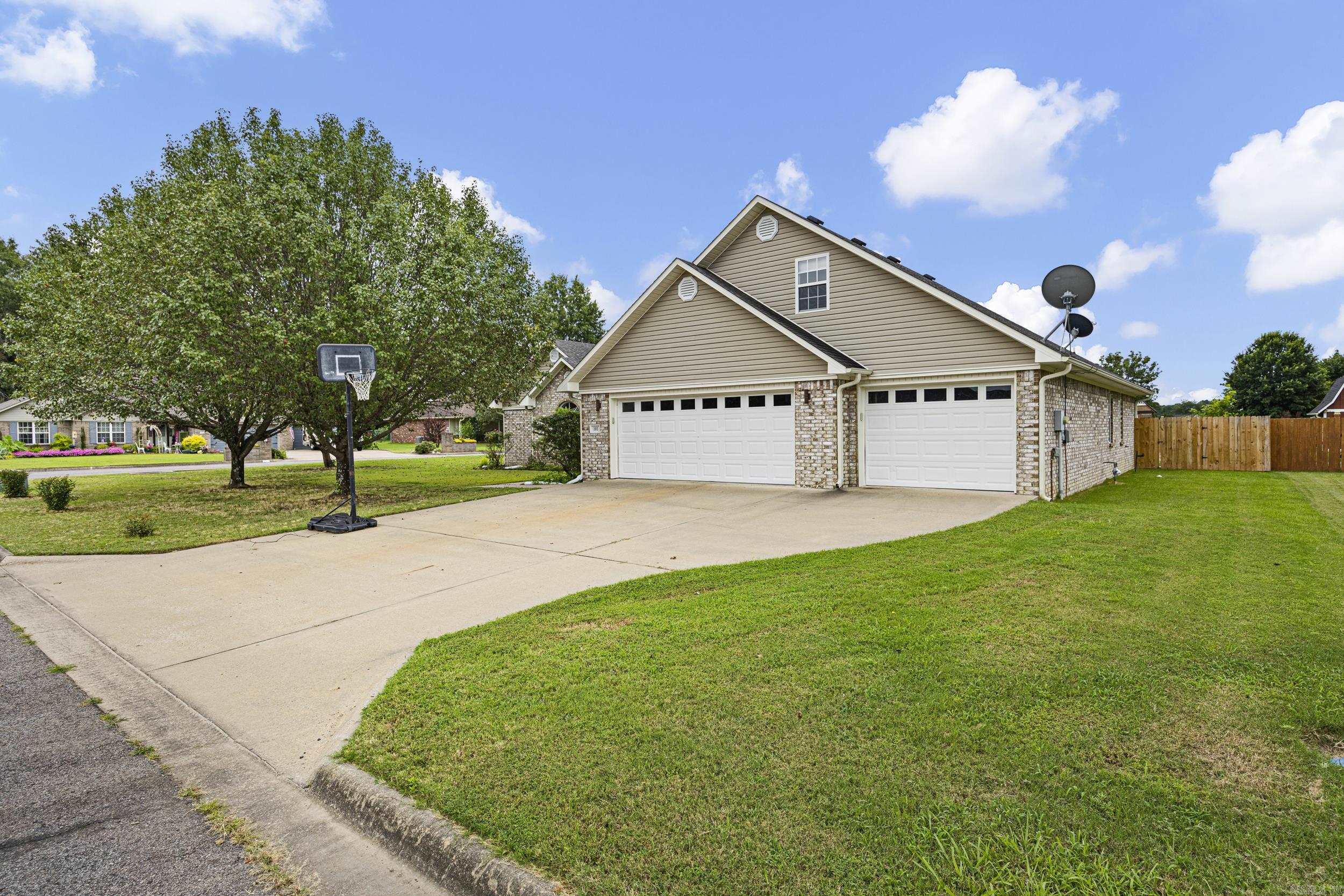101 Cheyenne  Clarksville, AR
