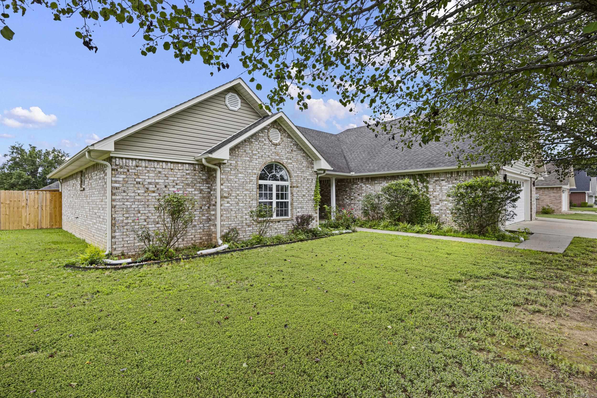 101 Cheyenne  Clarksville, AR