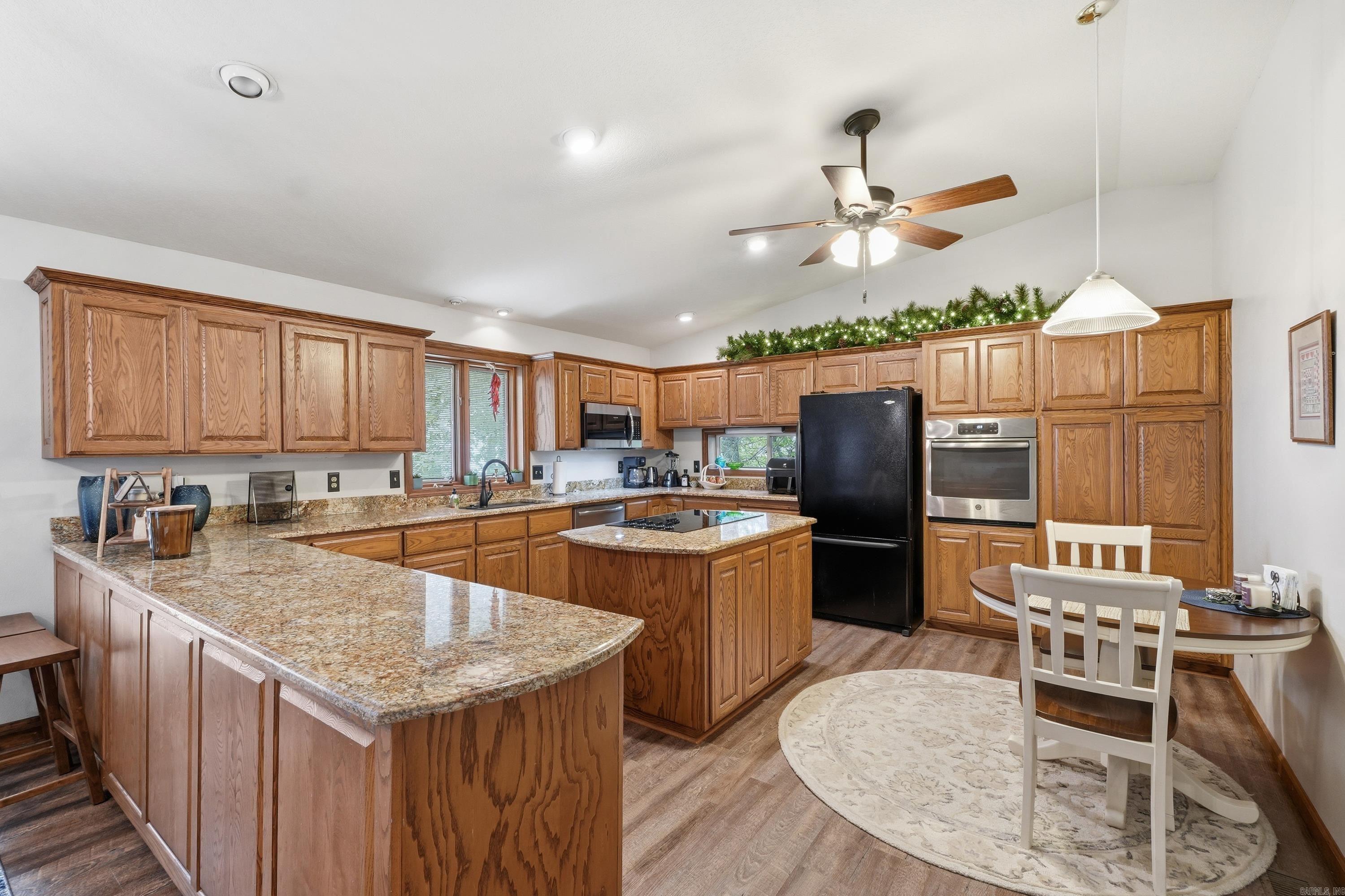 237 Pine Hill  Fairfield Bay, AR