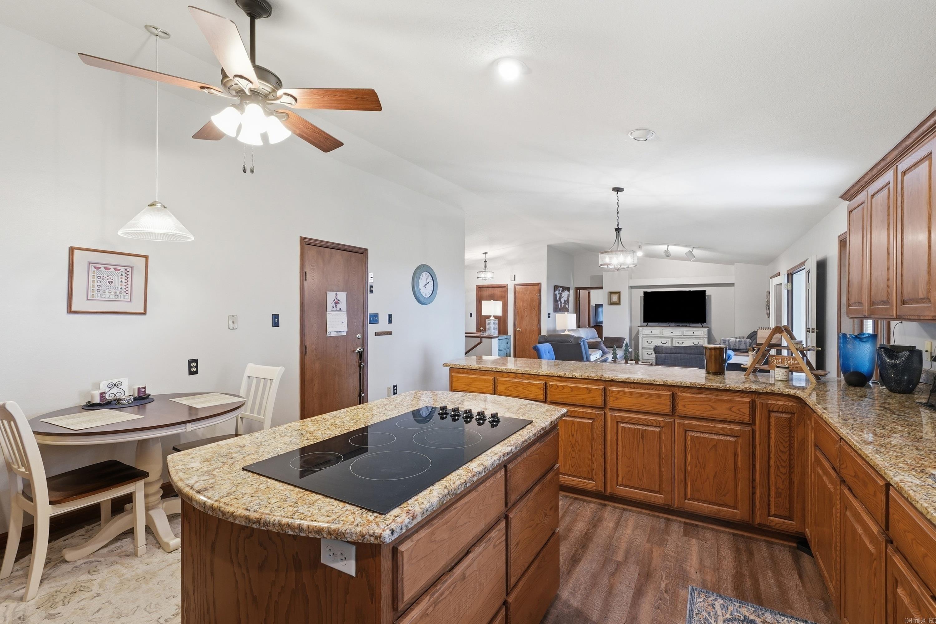 237 Pine Hill  Fairfield Bay, AR
