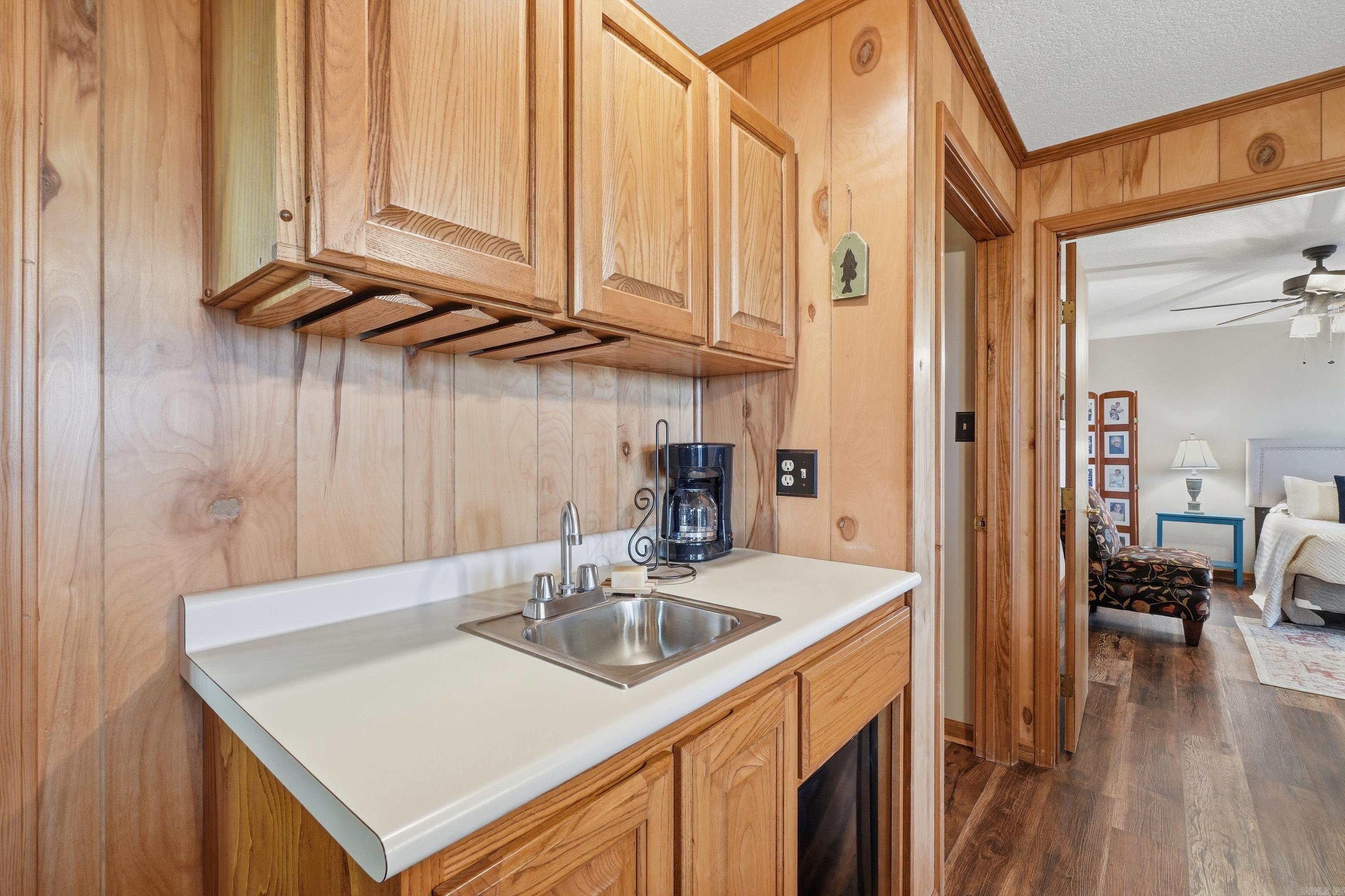 237 Pine Hill  Fairfield Bay, AR