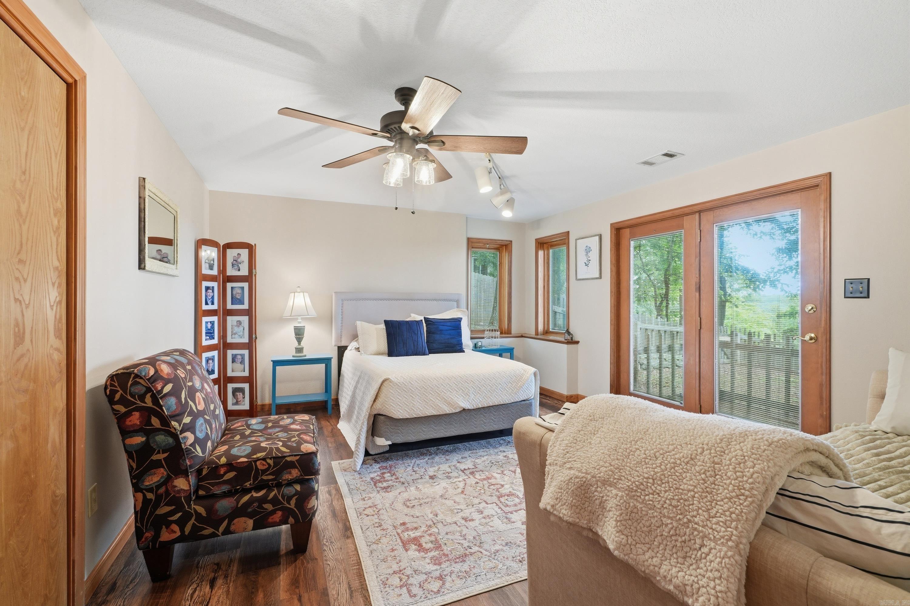 237 Pine Hill  Fairfield Bay, AR