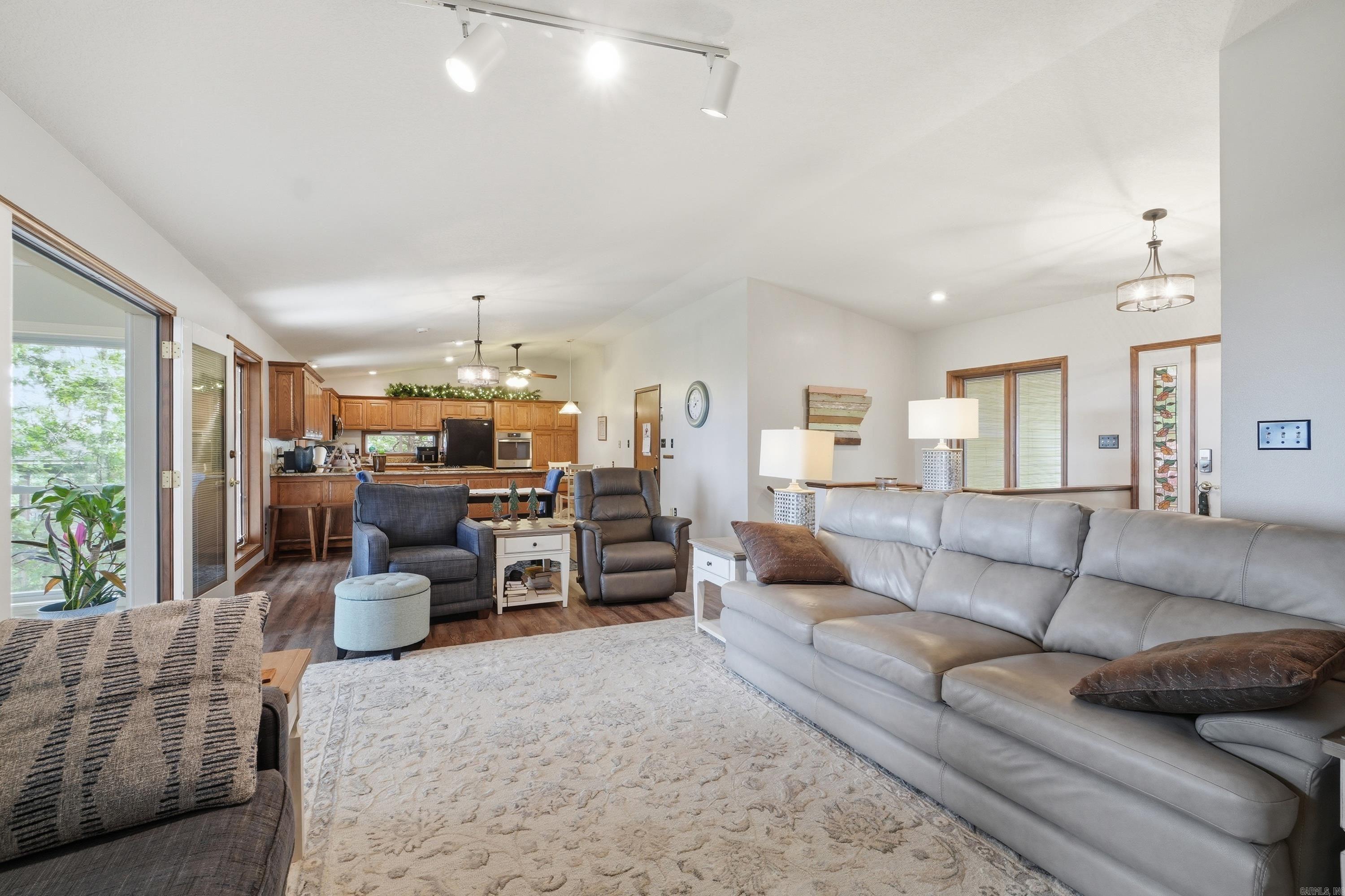 237 Pine Hill  Fairfield Bay, AR