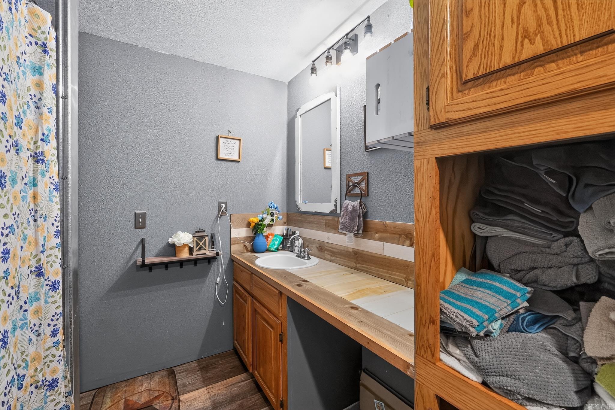 305 Allen  Ward, AR