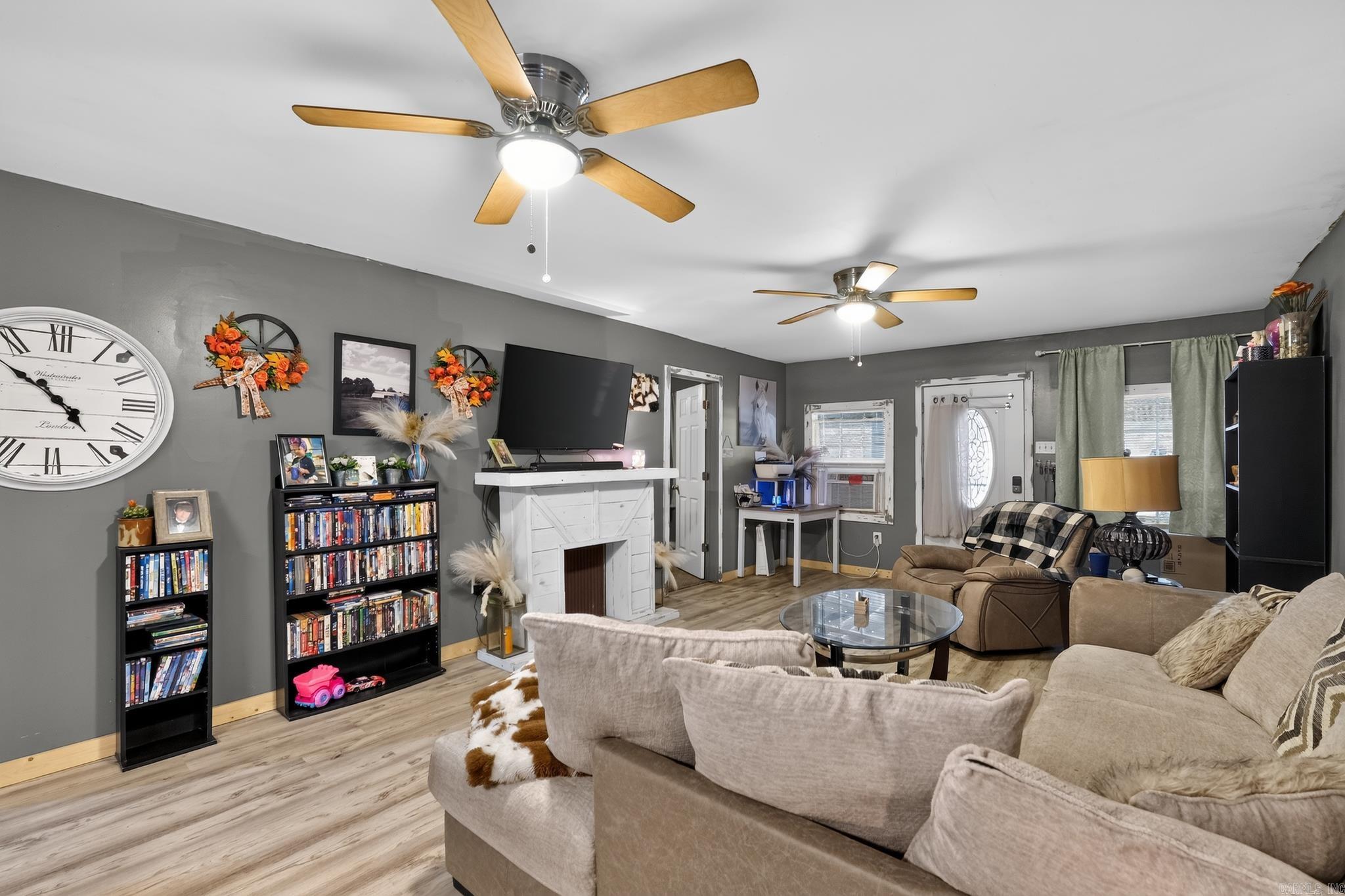 305 Allen  Ward, AR
