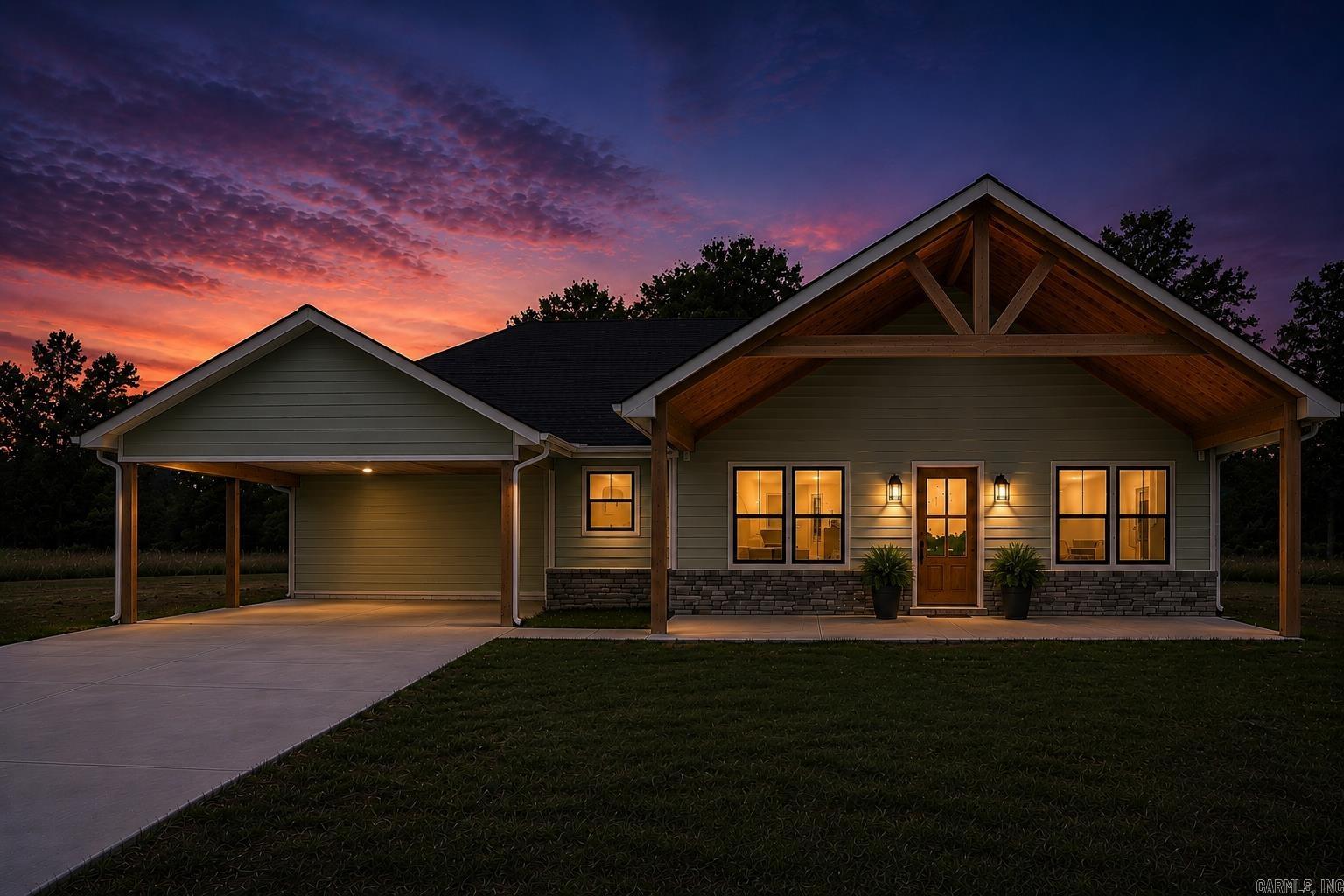 561 Lewis Creek  Acorn, AR