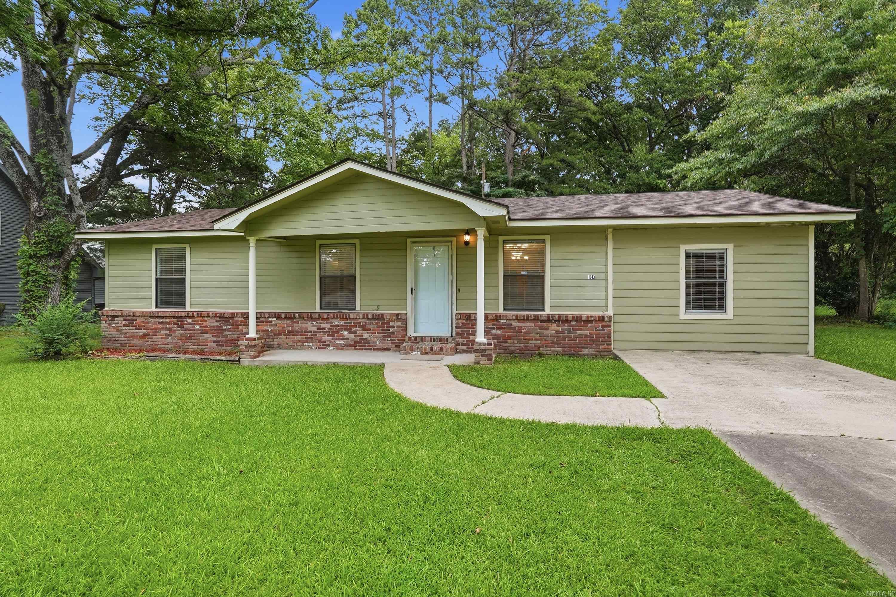 1613 N James St  Jacksonville, AR