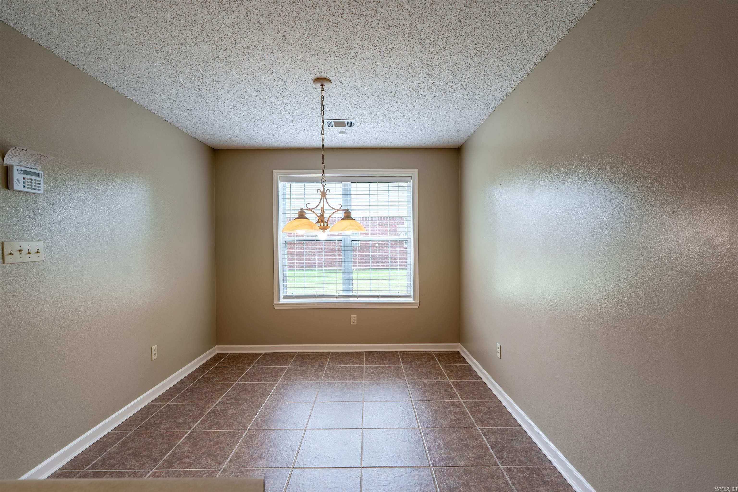 207 Crain  Searcy, AR