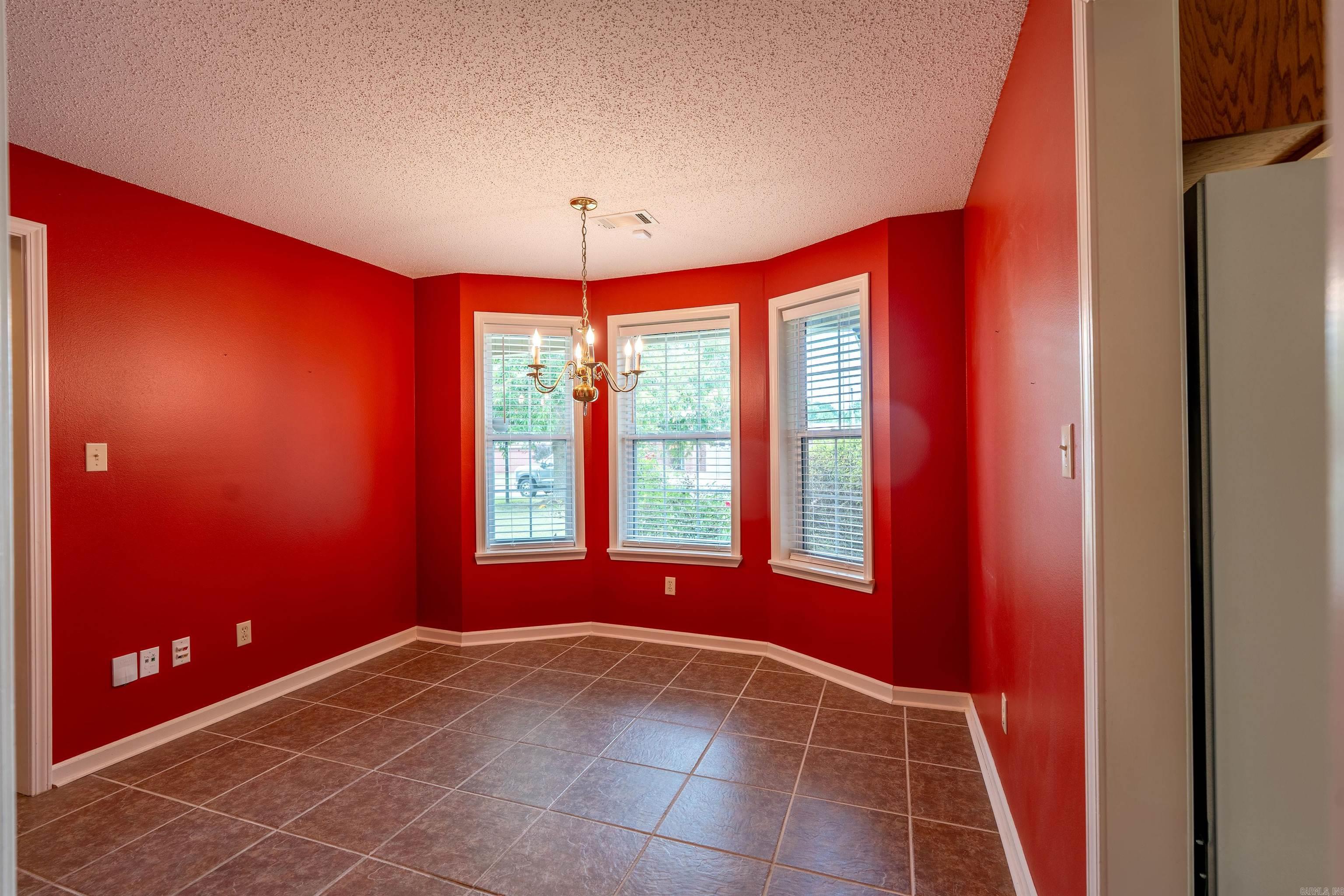 207 Crain  Searcy, AR