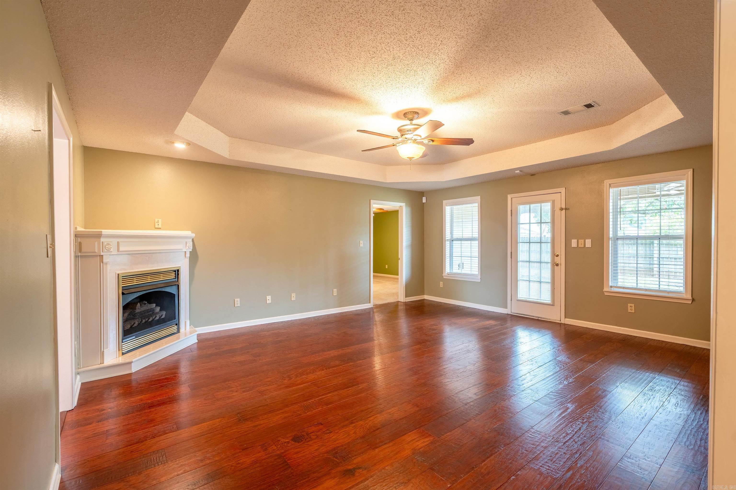 207 Crain  Searcy, AR