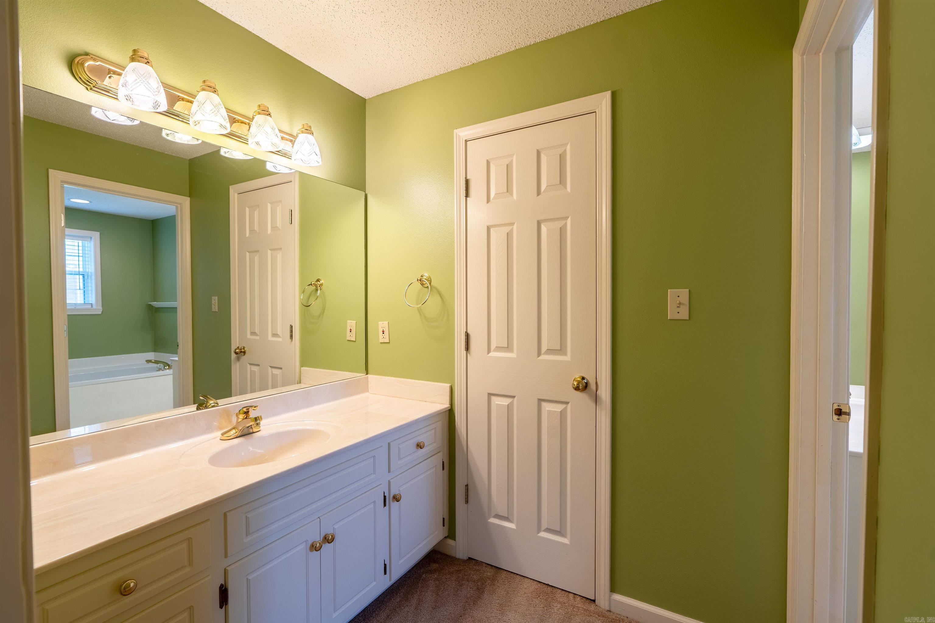 207 Crain  Searcy, AR