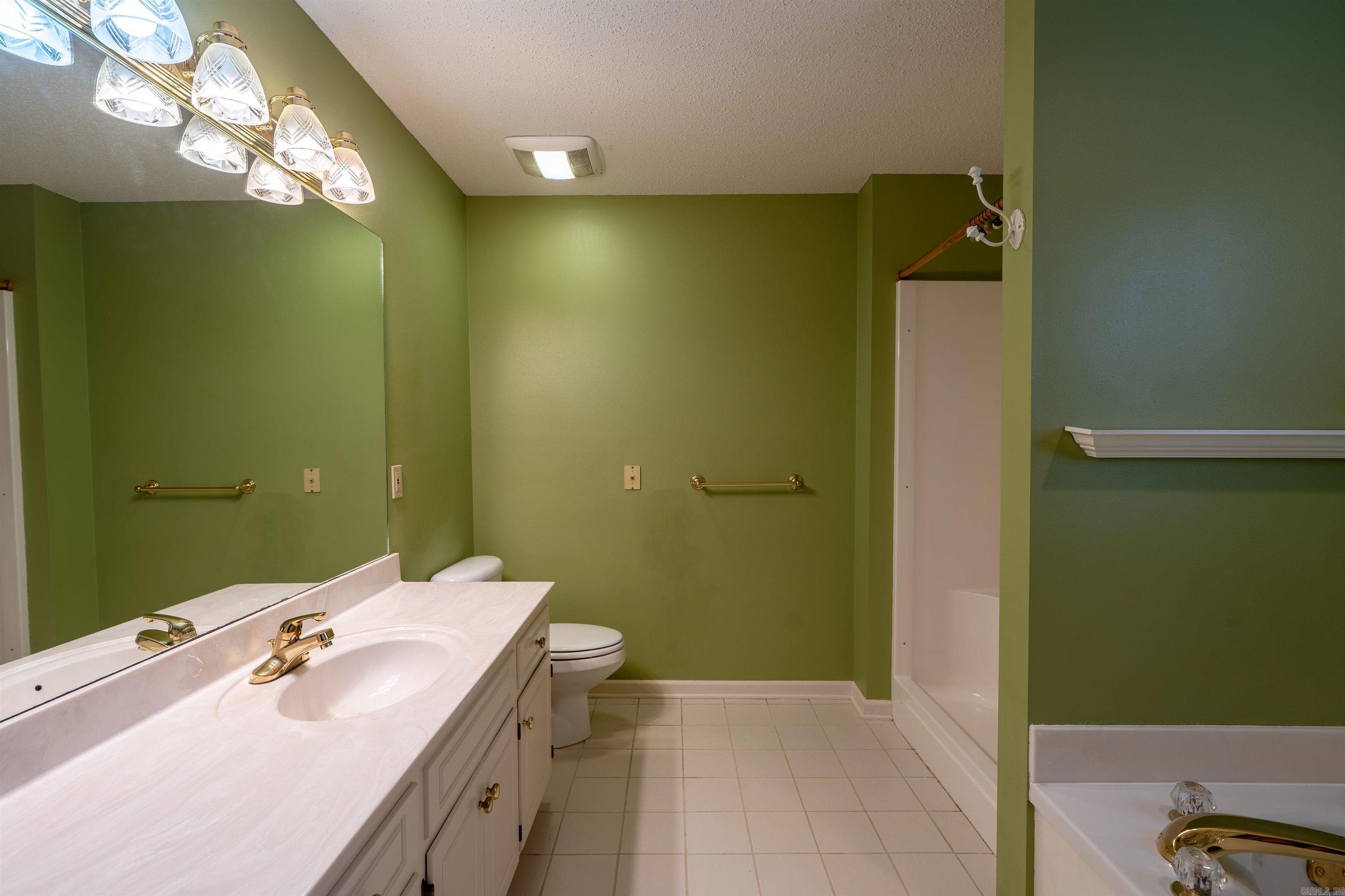 207 Crain  Searcy, AR
