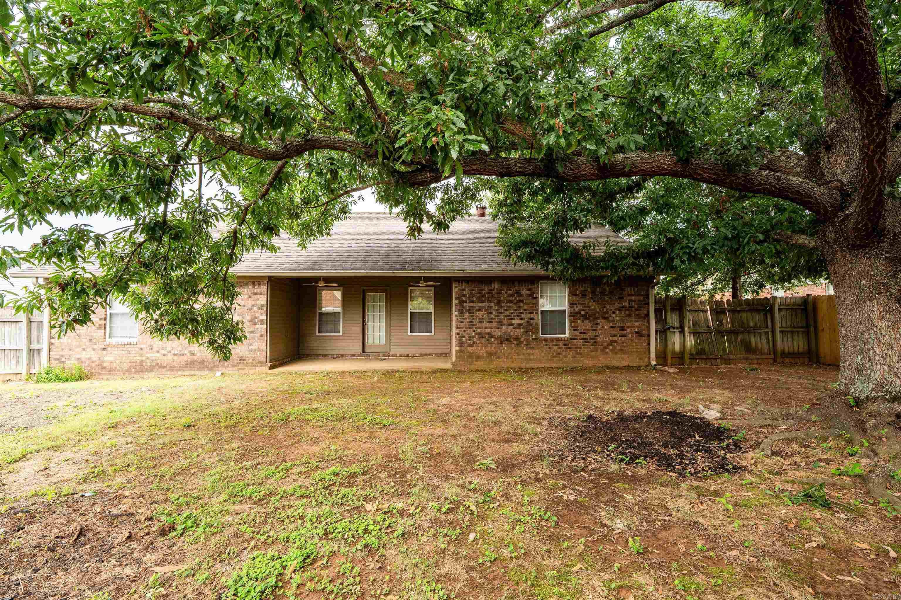 207 Crain  Searcy, AR