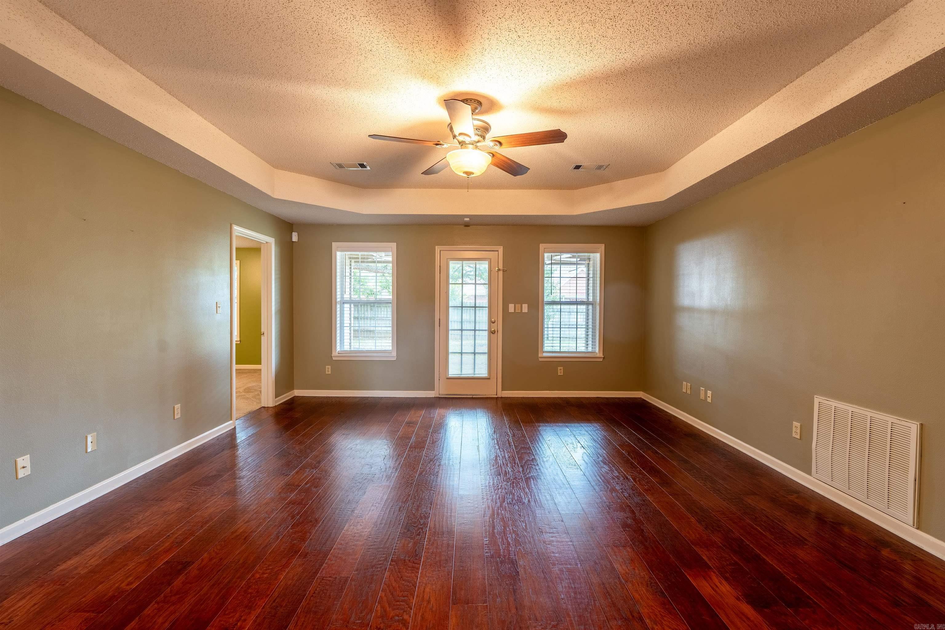 207 Crain  Searcy, AR