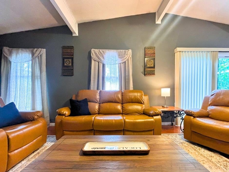 4 Apopka  Cherokee Village, AR