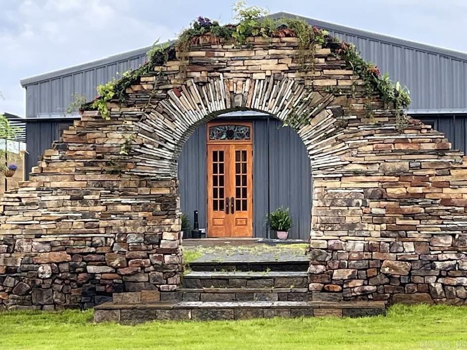 4671 W hwy 8 W  Mena, AR