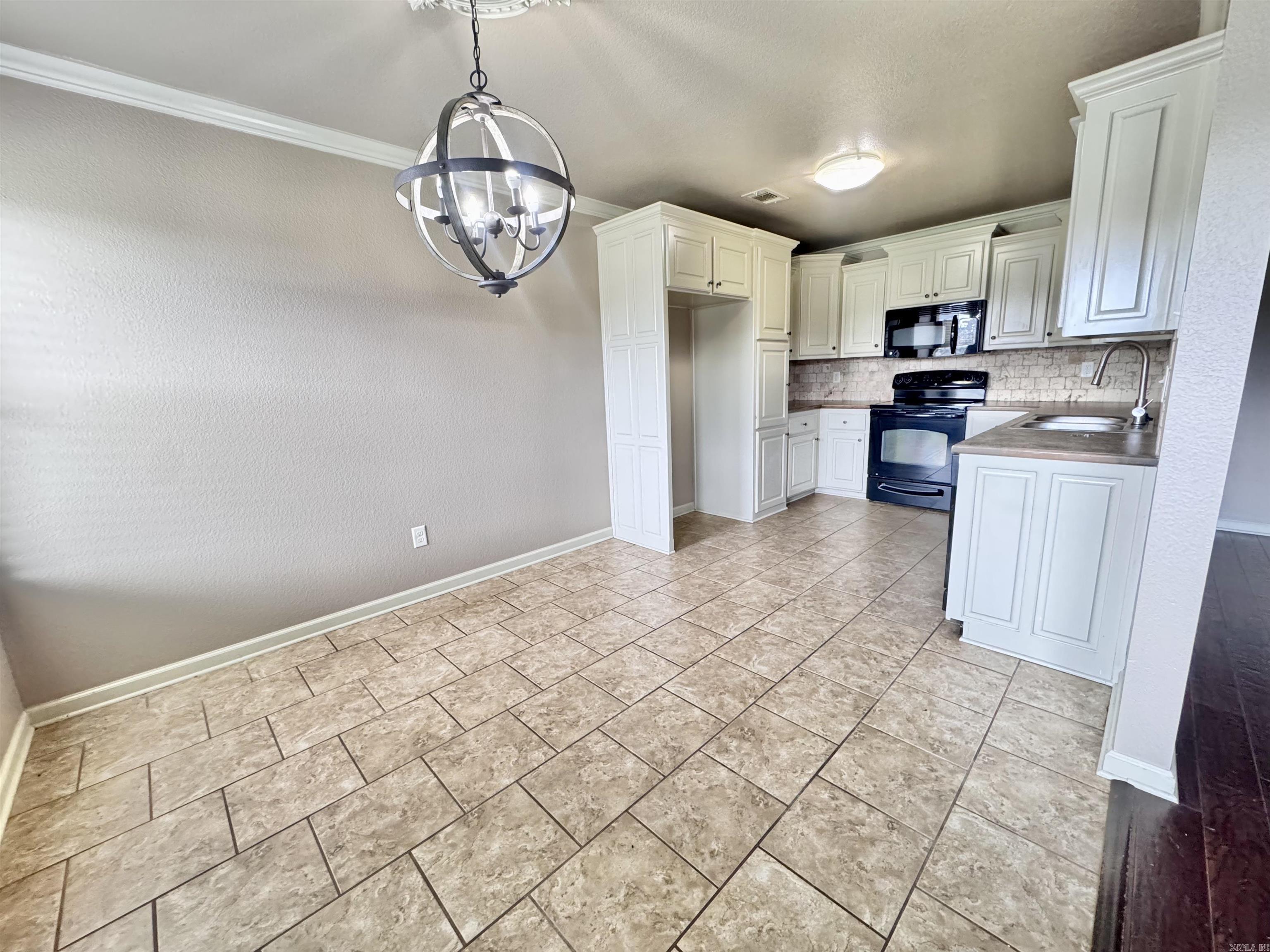 35 Chantileer  Ward, AR