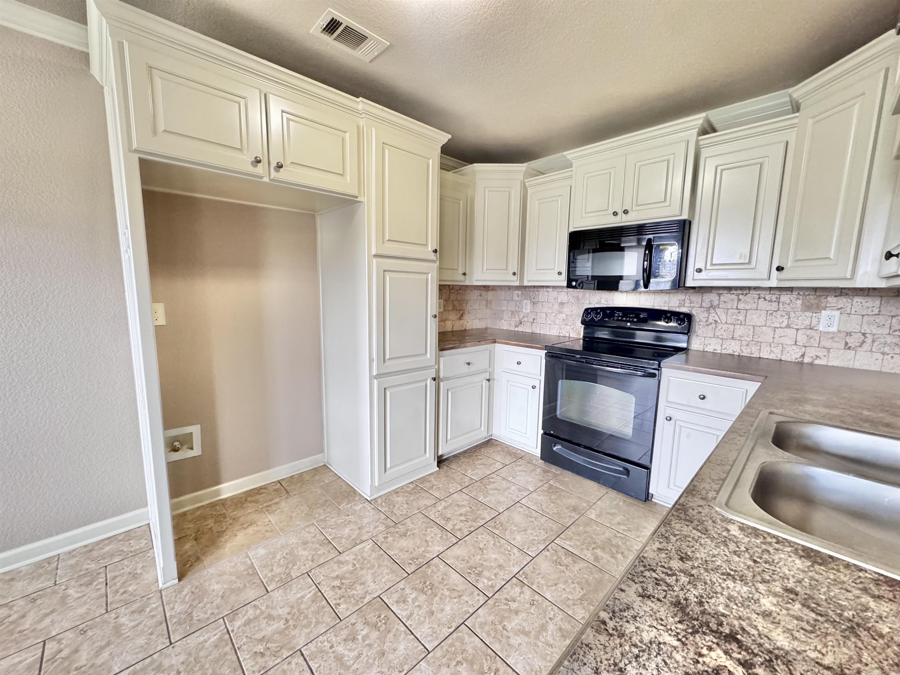35 Chantileer  Ward, AR