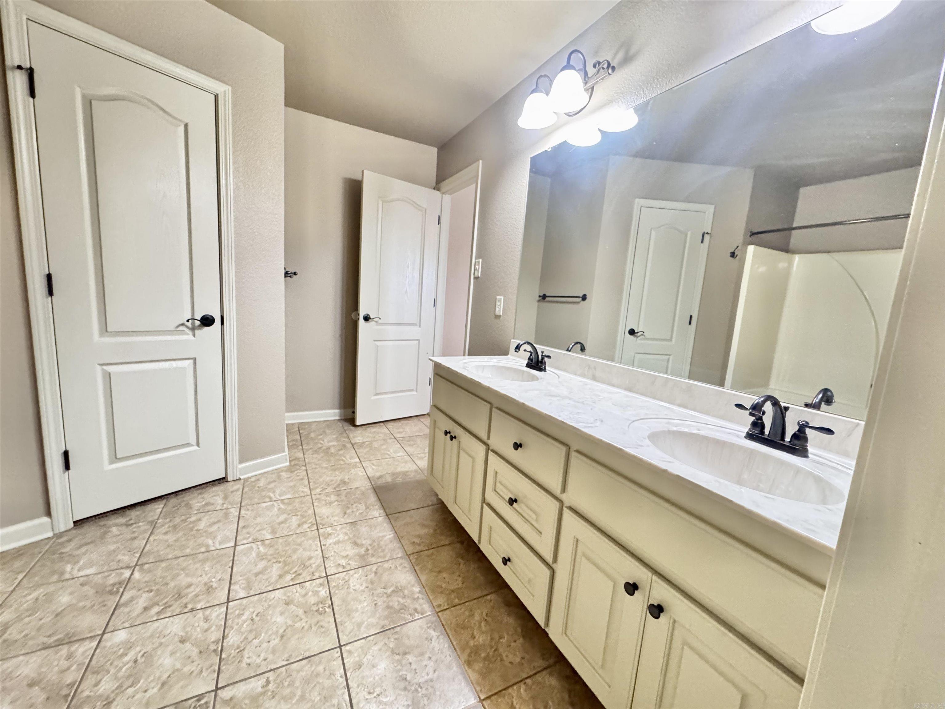 35 Chantileer  Ward, AR