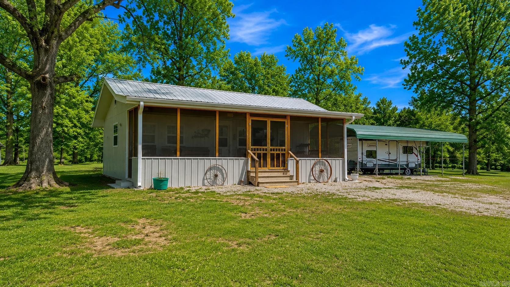 929 W River  Strawberry, AR
