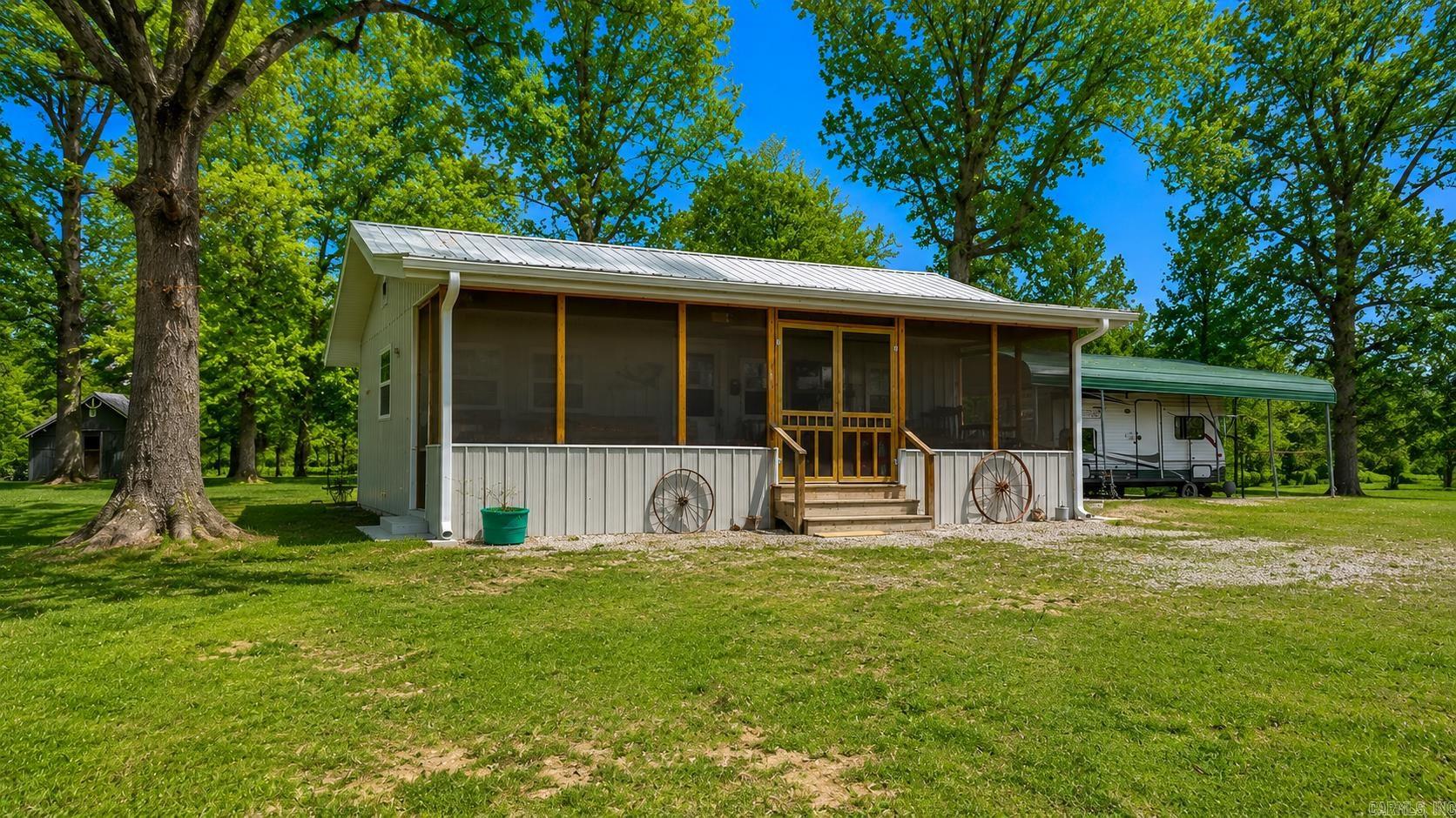 929 W River  Strawberry, AR