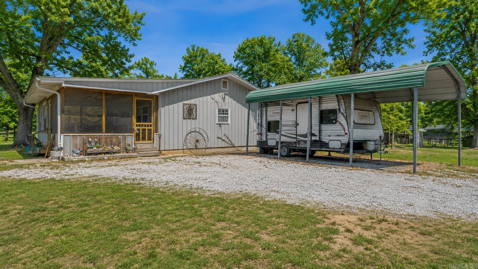 929 W River  Strawberry, AR