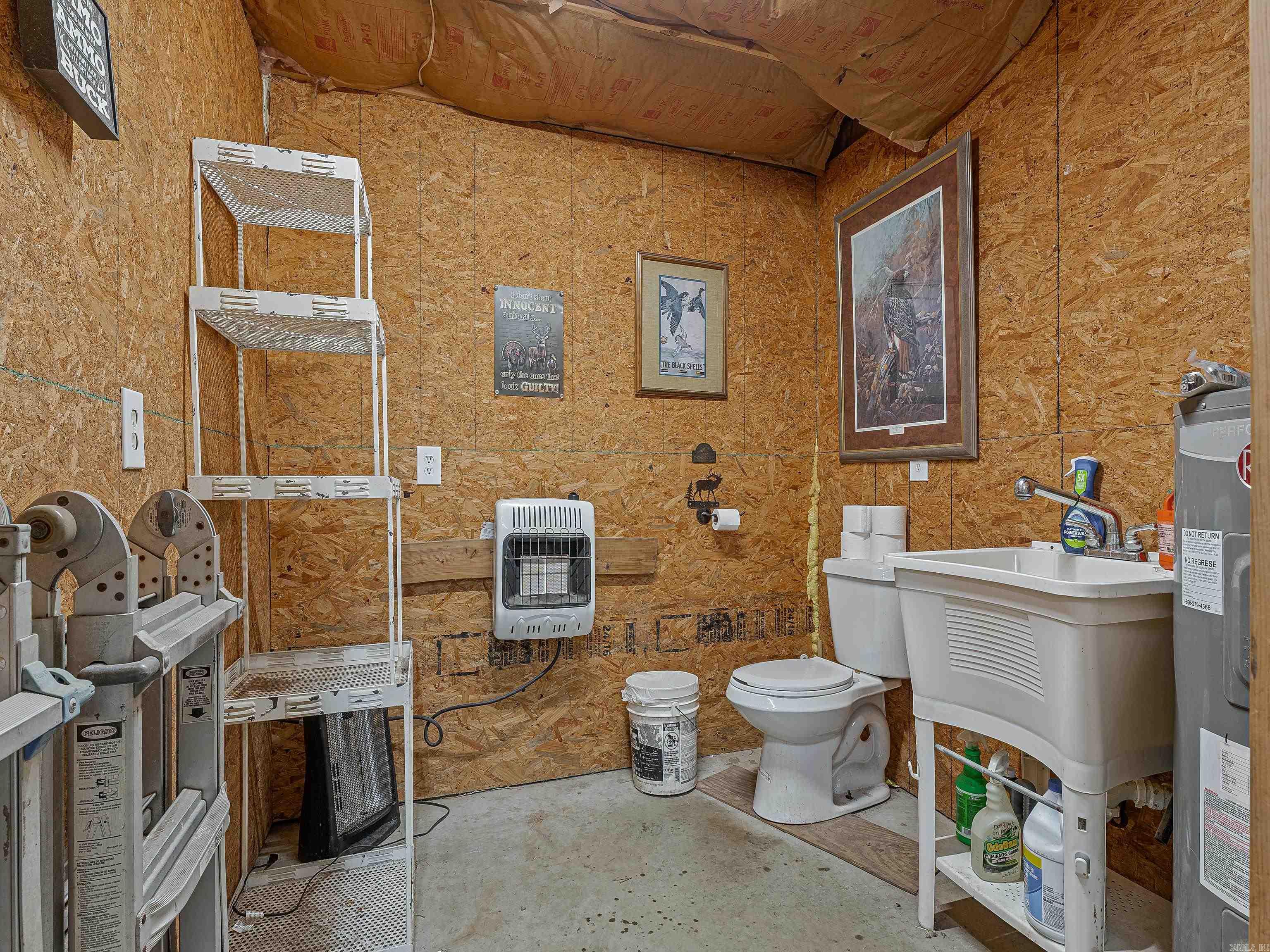 929 W River  Strawberry, AR