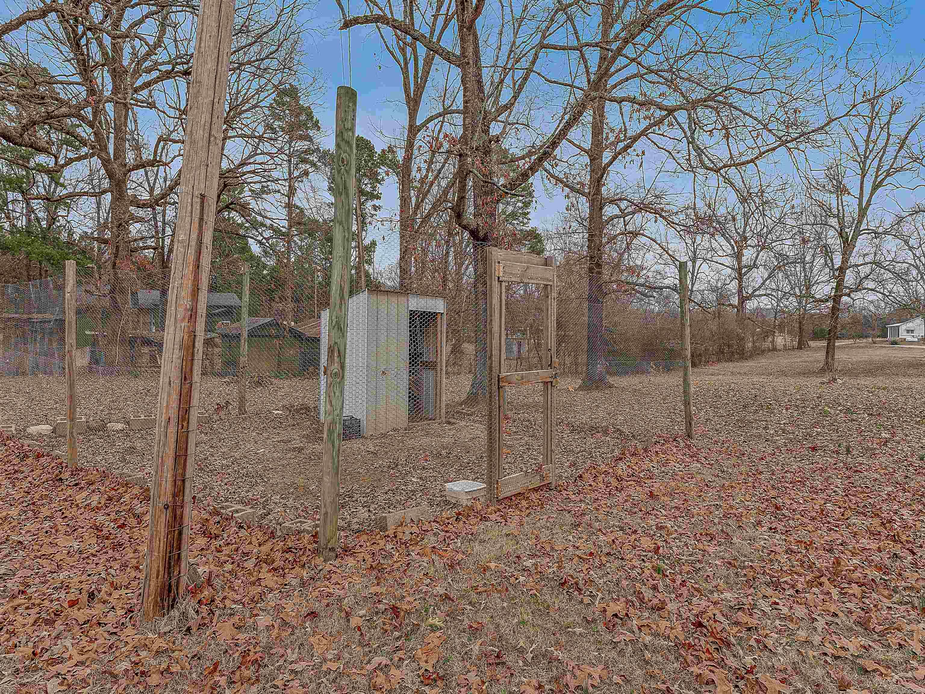 929 W River  Strawberry, AR