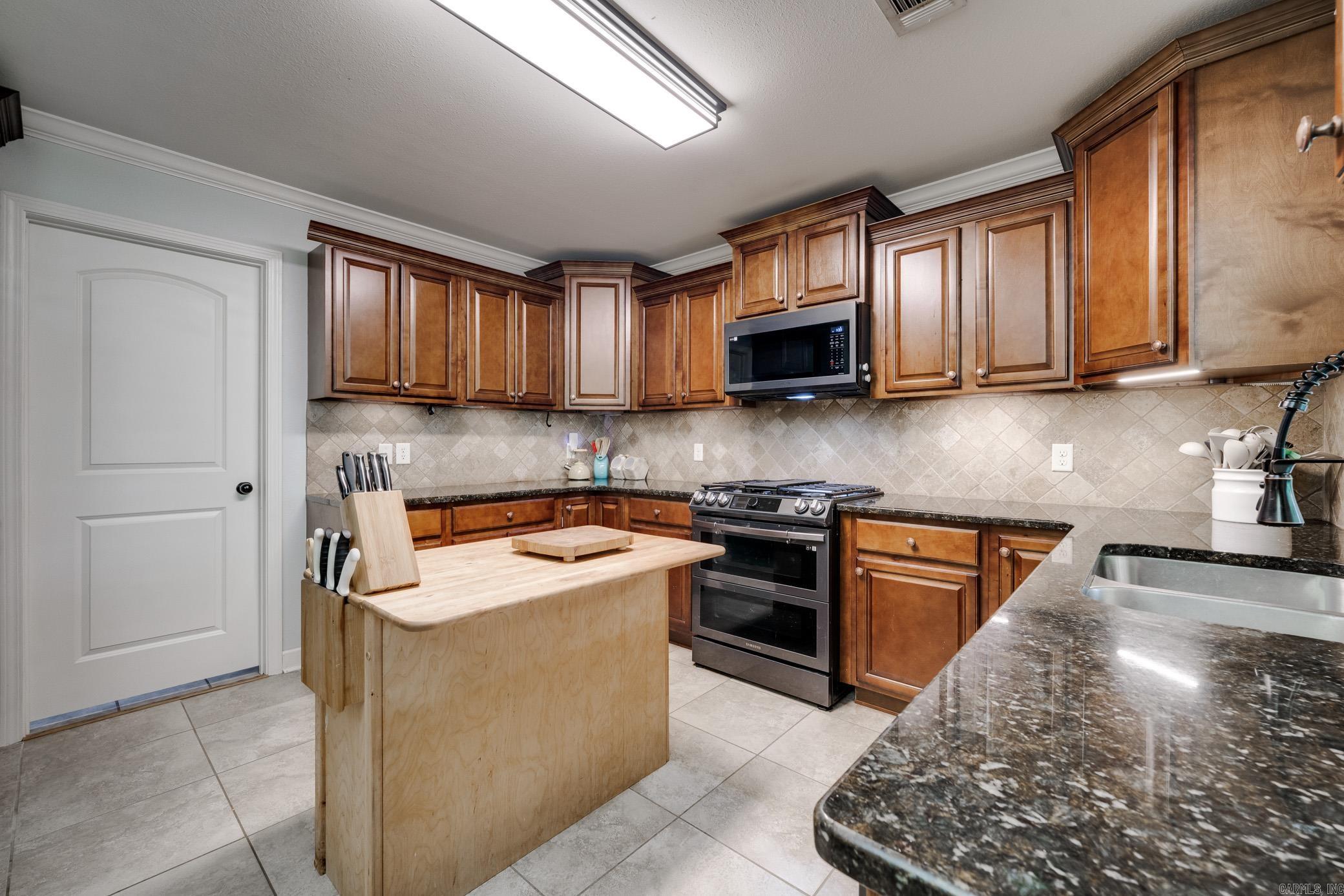 9006 Mars Hill  Bauxite, AR