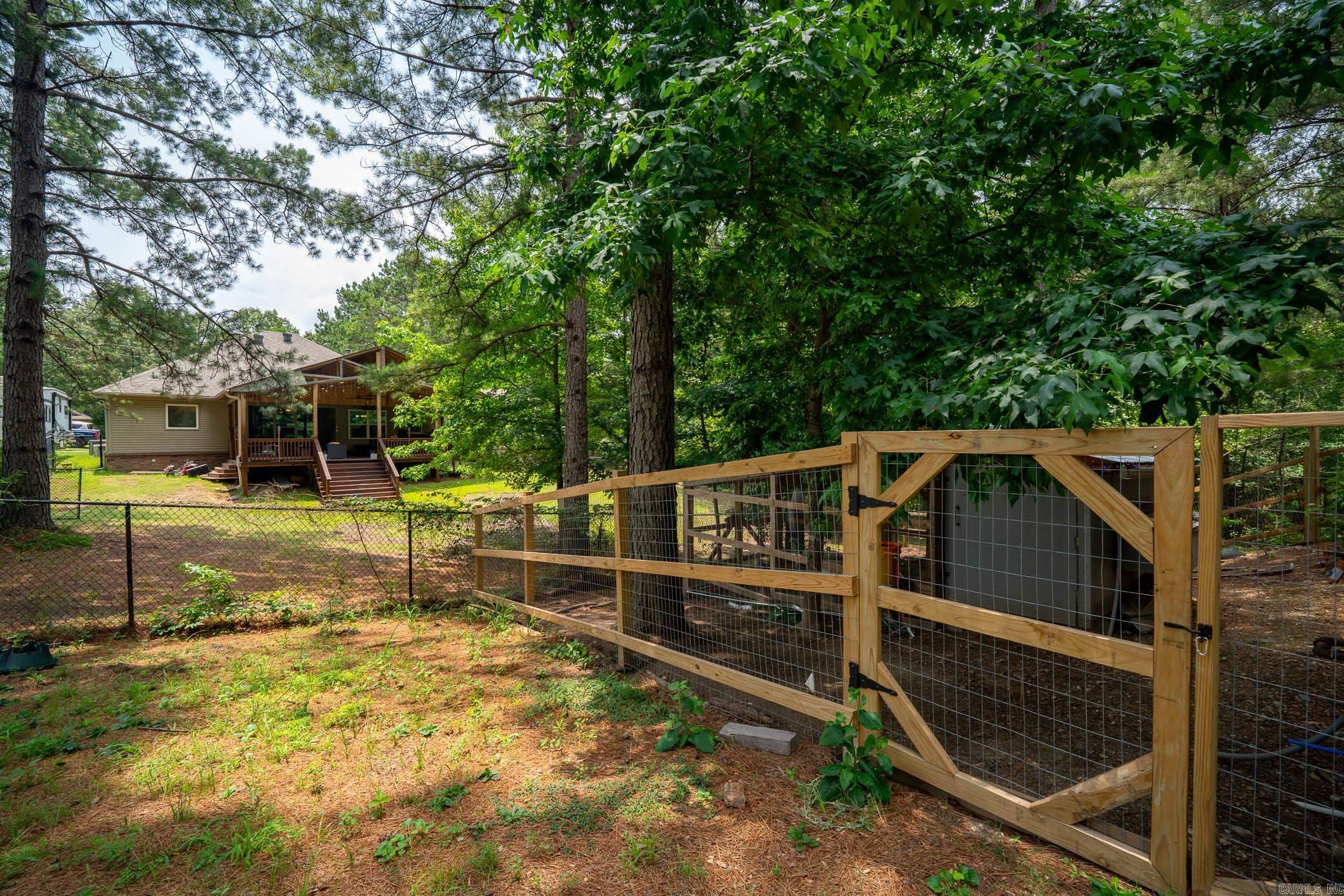9006 Mars Hill  Bauxite, AR