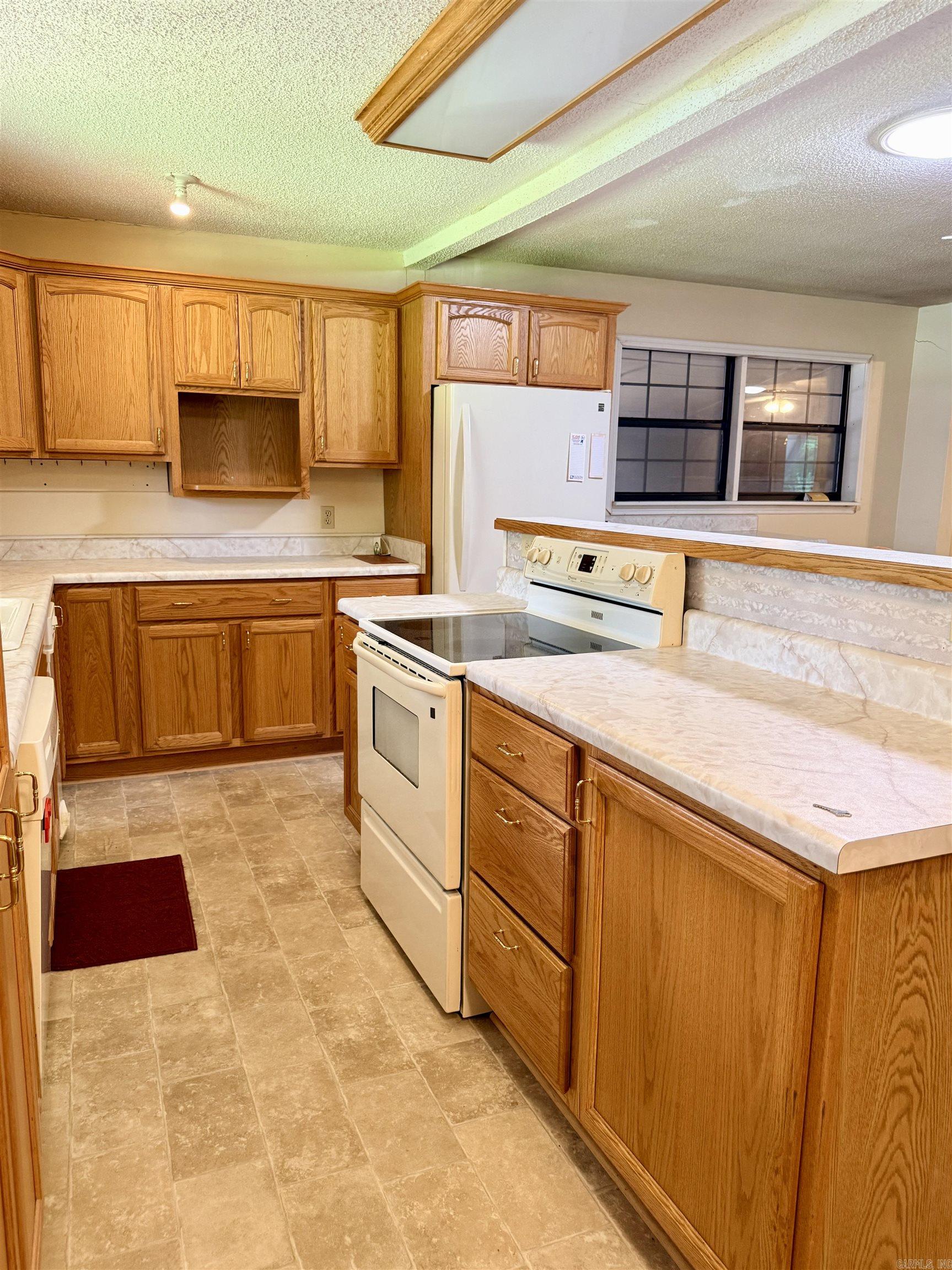249 Salt Cave  Greers Ferry, AR