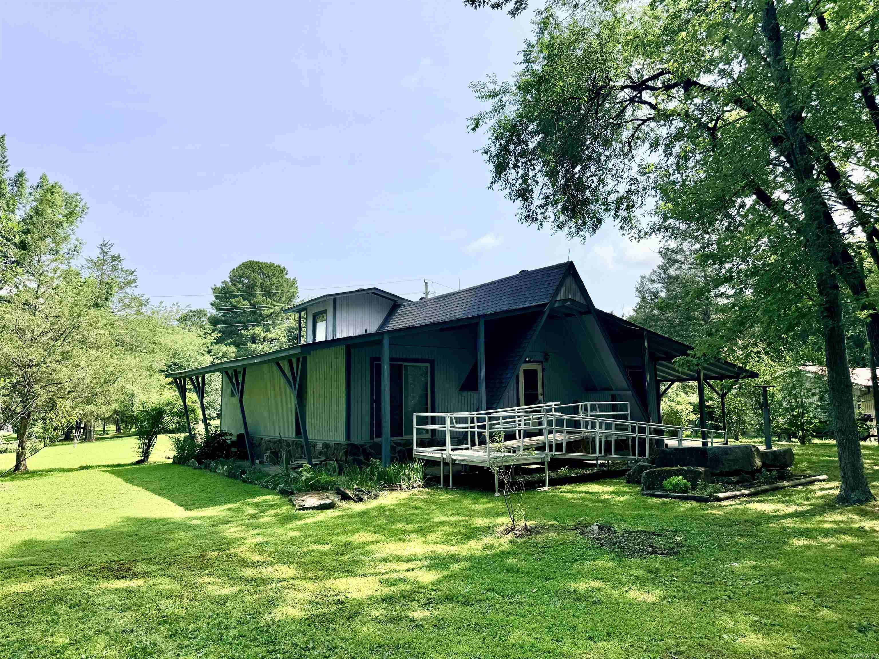 249 Salt Cave  Greers Ferry, AR