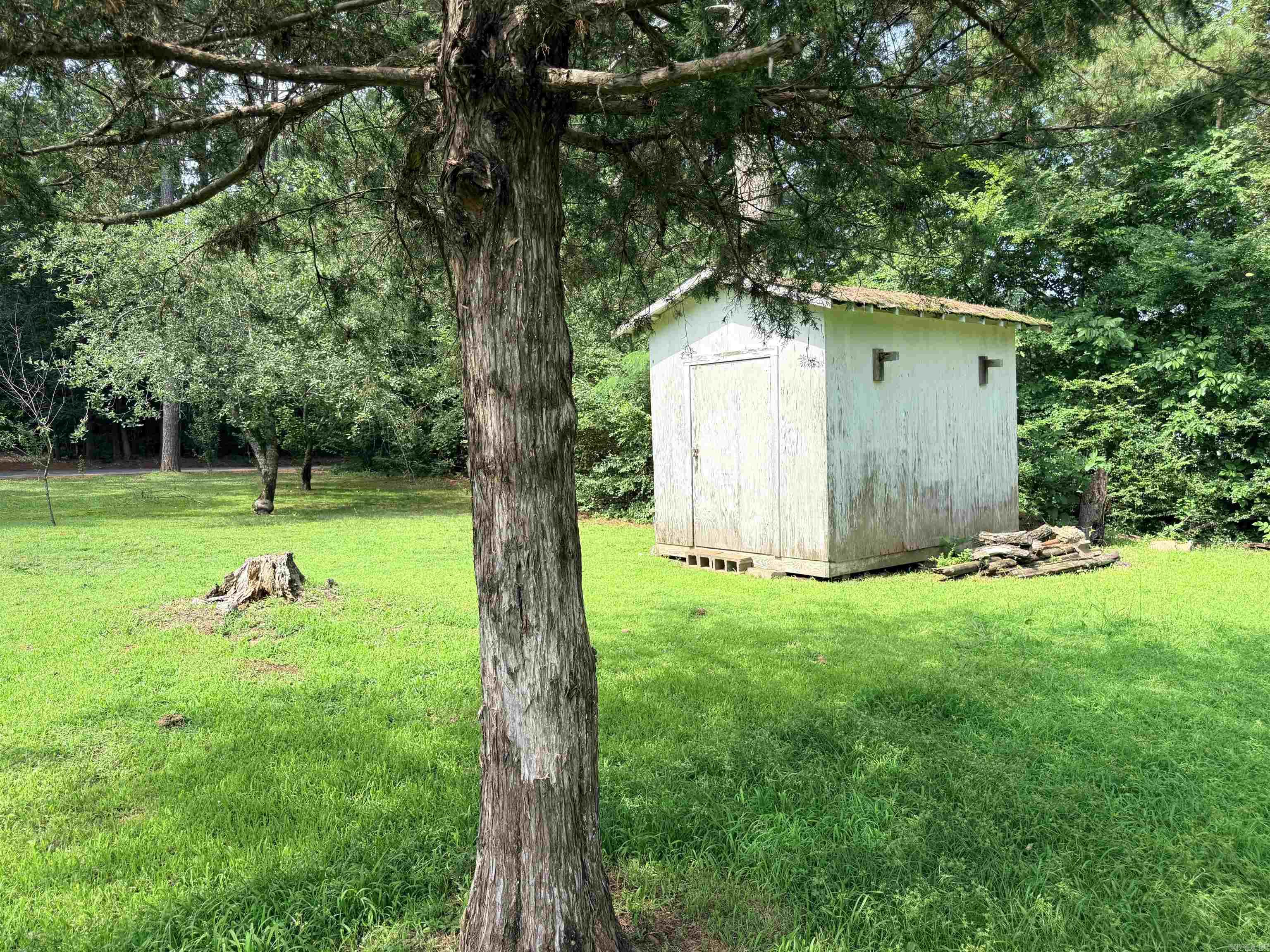 249 Salt Cave  Greers Ferry, AR